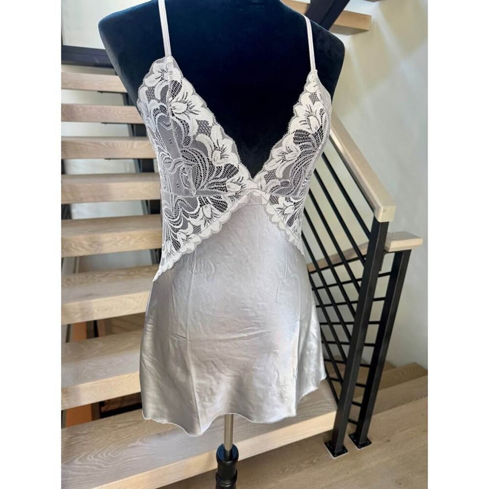 Other Silky Silver Lace Slip Dress Nightie size S Size S / US 4 / IT 40 - 2 Thumbnail