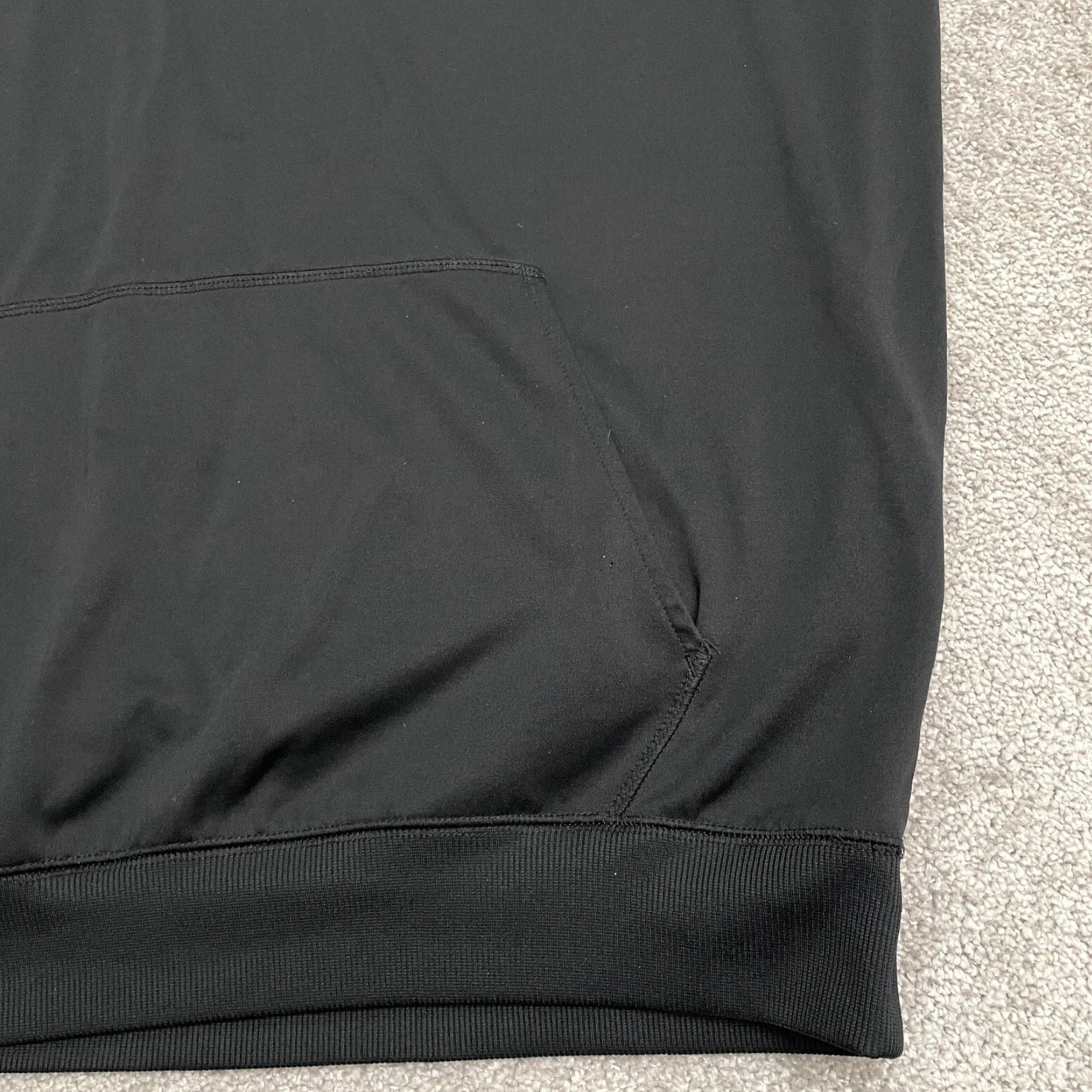 Vintage Columbia Hoodie Sweatshirt Mens XL Black Fleece Graphic Drawstring Pullover Size US XL / EU 56 / 4 - 6 Thumbnail