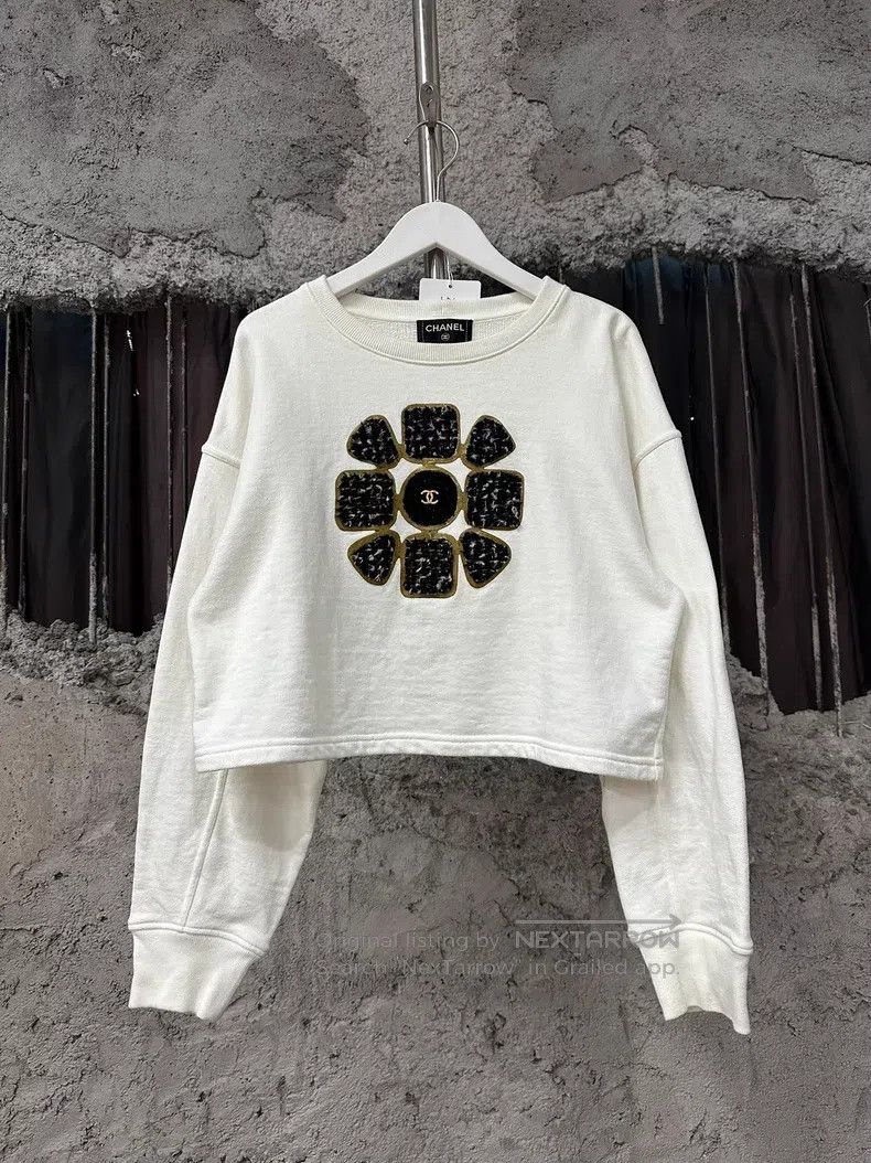 Chanel Chanel White sweatshirt Size S / US 4 / IT 40 - 1 Thumbnail