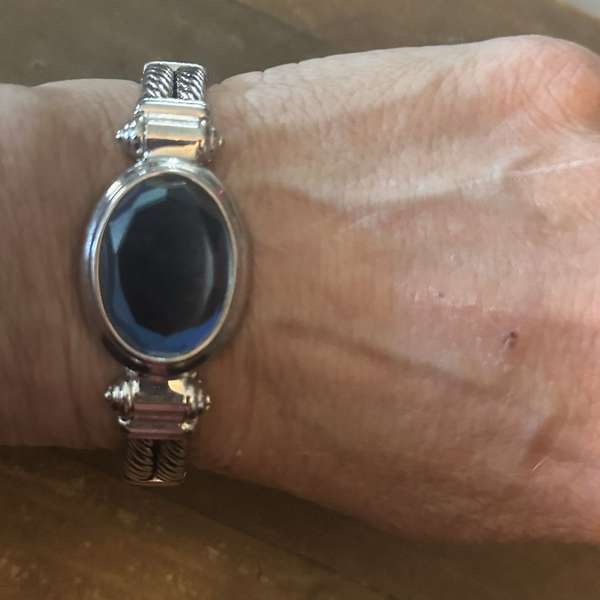 Other Silver tone blue glass stone hinged bangle bracelet Size ONE SIZE - 3 Thumbnail