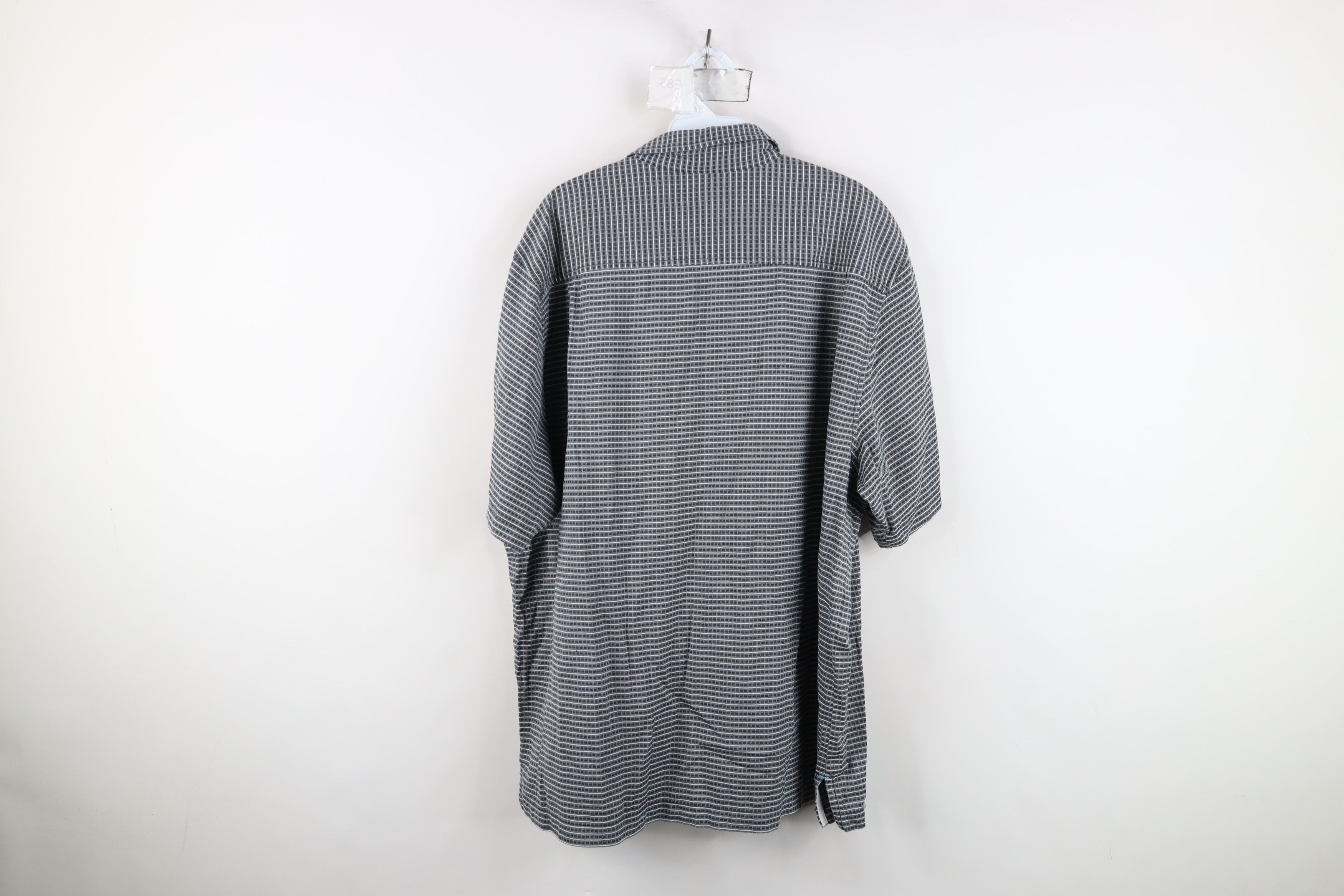 Tommy Bahama Tommy Bahama Striped Seer Sucker Short Sleeve Button Shirt Size US XL / EU 56 / 4 - 11 Thumbnail