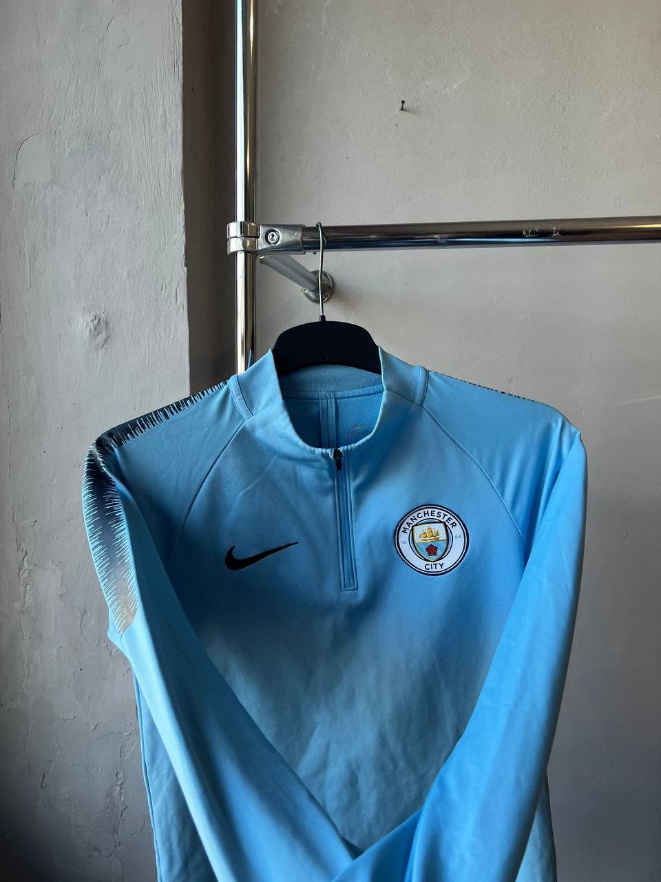 Nike MANCHESTER CITY TRAINING 1/4 ZIP SOCCER FOOTBALL LONG SLEEVE Size US S / EU 44-46 / 1 - 7 Thumbnail