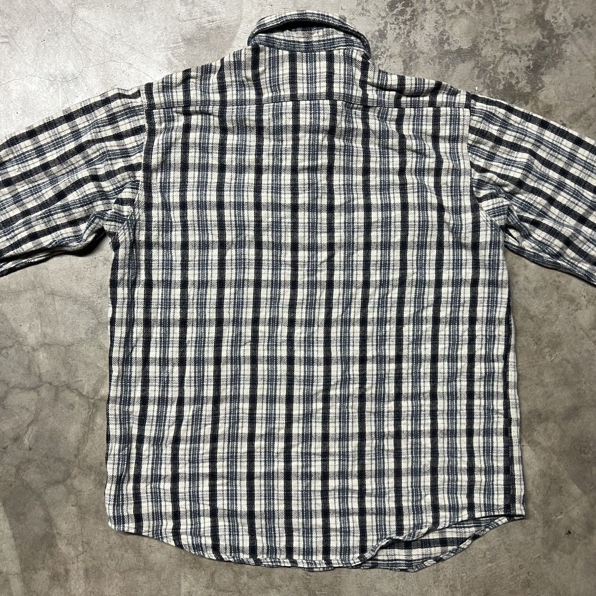 Carhartt × Carhartt Wip × Vintage Vintage 2000’s Carhartt Long-Sleeve Button Up Plaid Flannel Size US XL / EU 56 / 4 - 5 Thumbnail