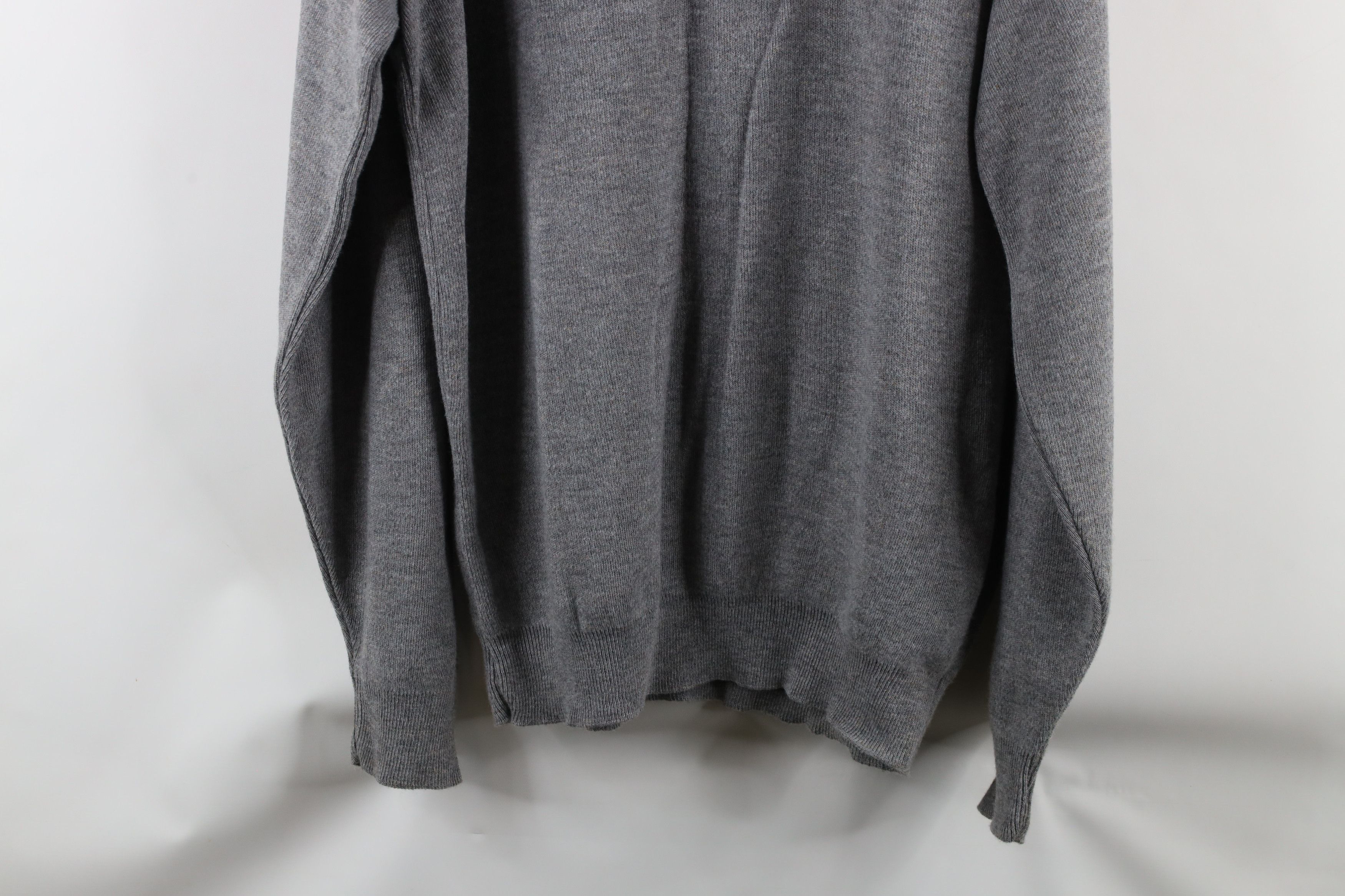Vintage Vintage 90s Streetwear Knit V-Neck Sweater Heather Gray USA Size US XL / EU 56 / 4 - 9 Thumbnail