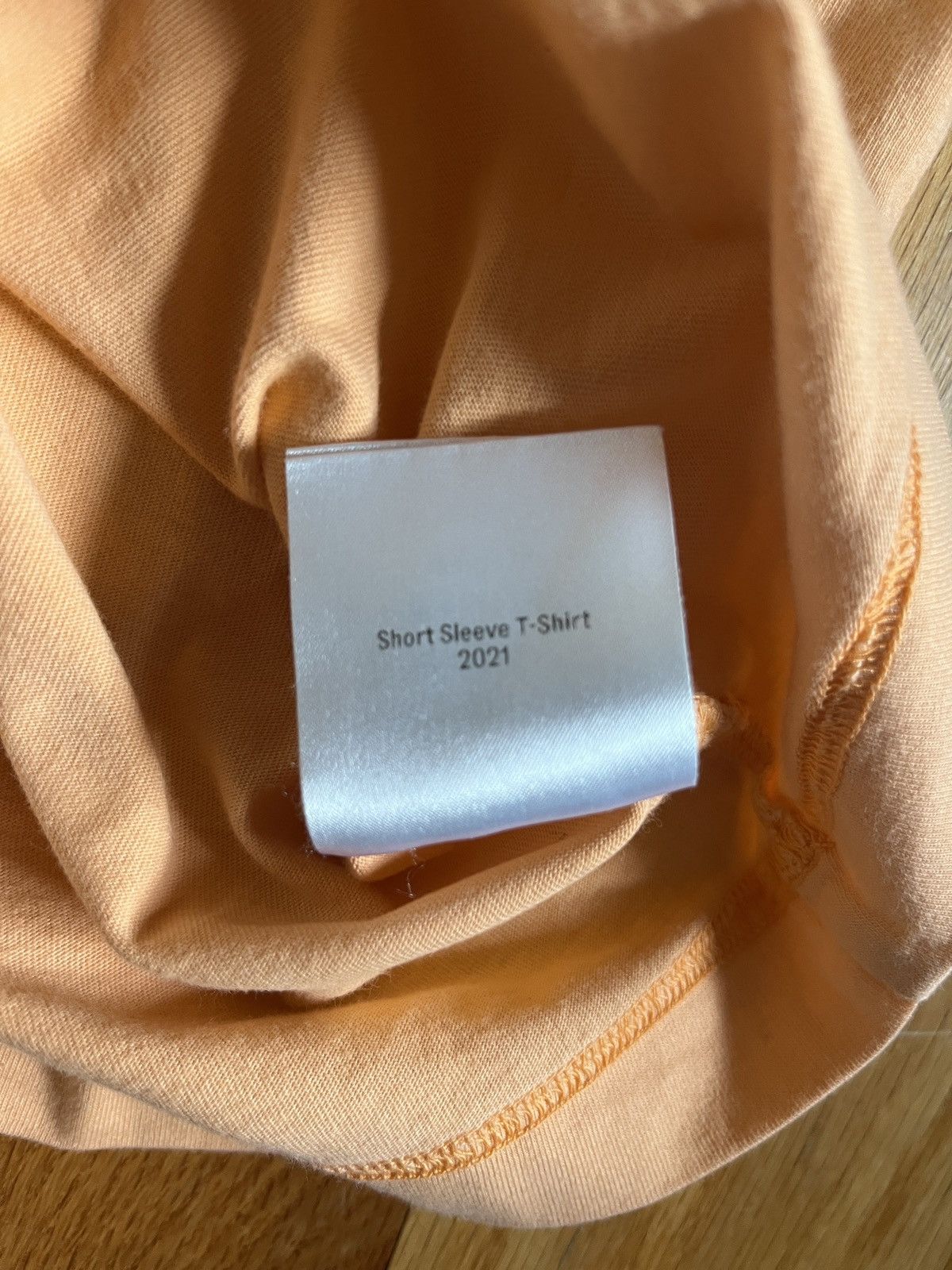 Other × Yeezy Burgunder - "B" Logo T-Shirt Size US L / EU 52-54 / 3 - 7 Thumbnail
