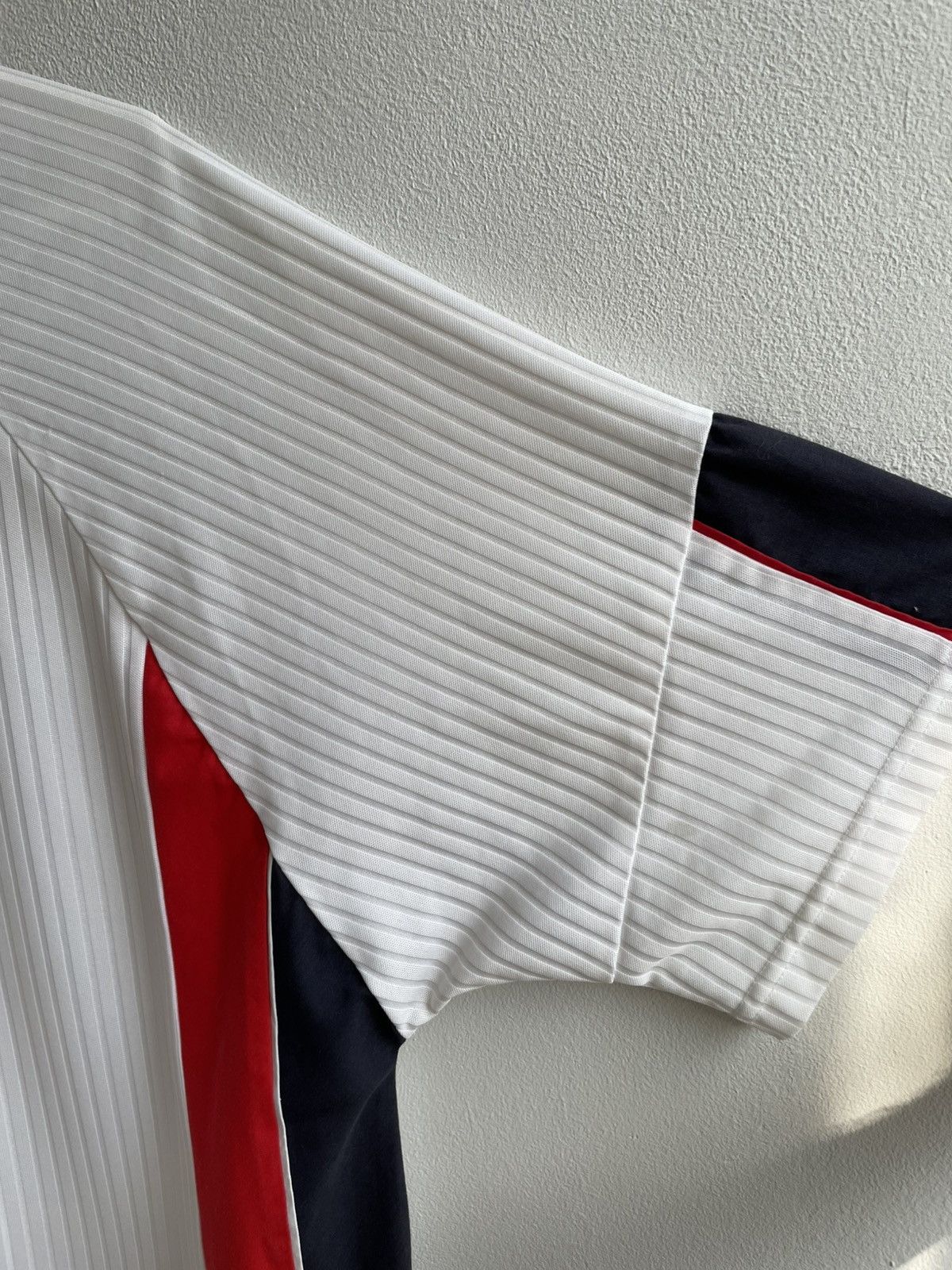 Vintage ENGLAND 1998 1999 Home Football Shirt Soccer Jersey Umbro Size US L / EU 52-54 / 3 - 8 Thumbnail