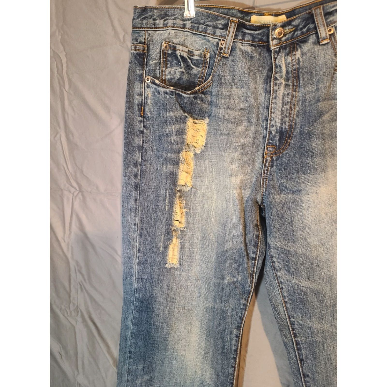 Vintage Industrial Exchange Jeans Mens Distressed Destroyed Loose Fit 36x34 5-Pocket Denim Blue 80s Theme Straight Jeans Mens Size US 36 / EU 52 - 4 Thumbnail