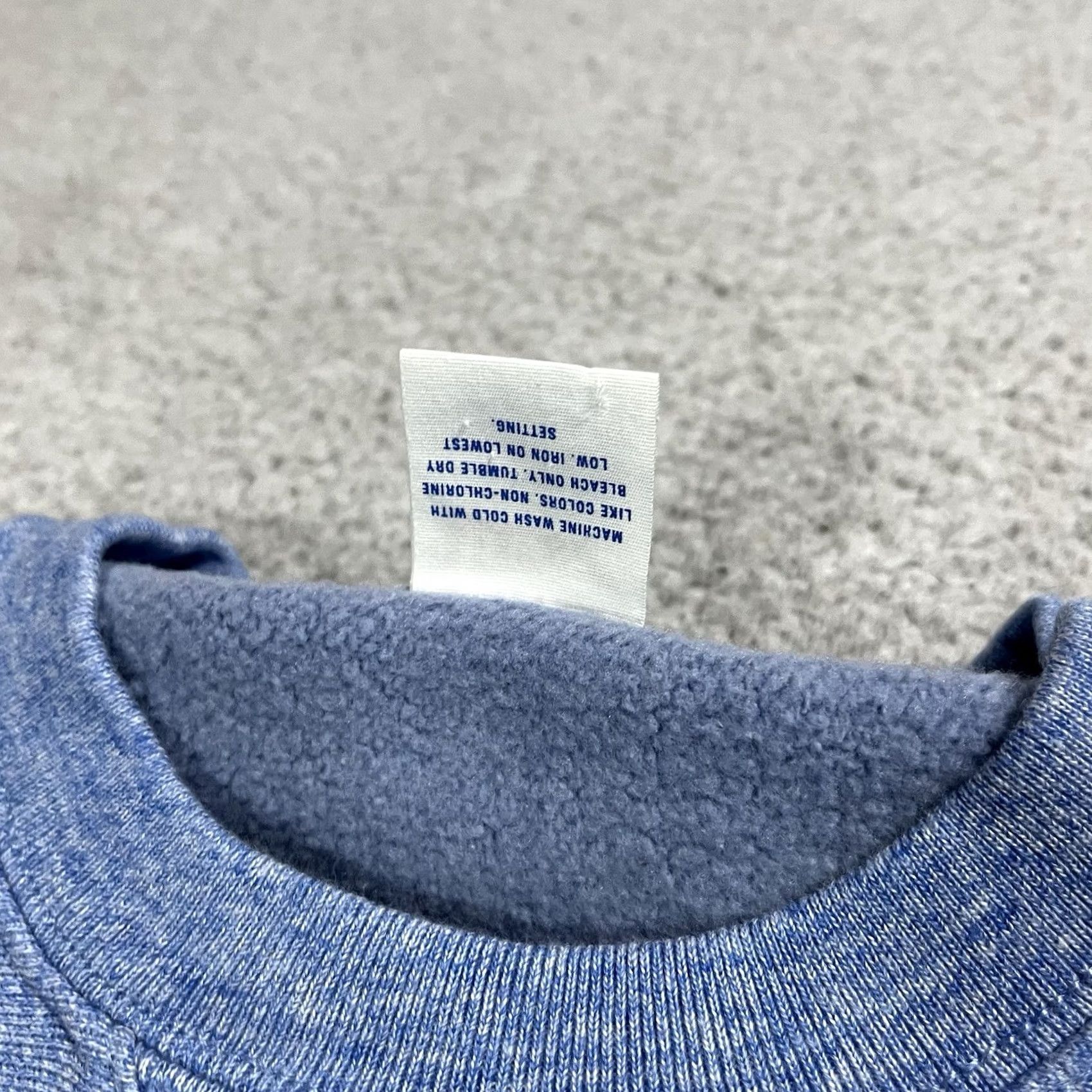 J.Crew VINTAGE J.CREW Sweatshirt Mens M Crewneck Heavyweight Fleece Blue, Cotton Polyester, Regular Fit, Solid, 80s-90s College Preppy style Mens Size US M / EU 48-50 / 2 - 3 Thumbnail