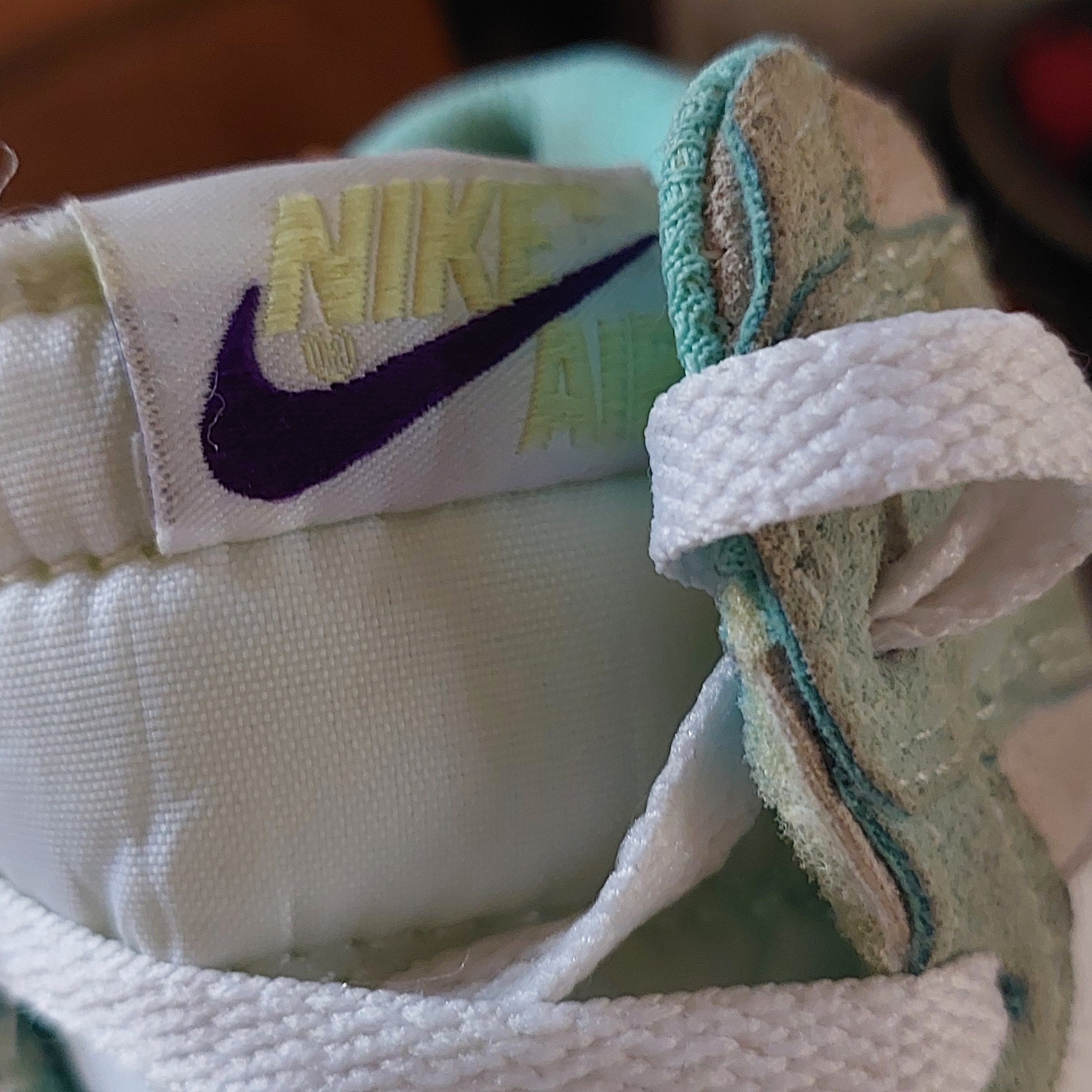 Jordan Brand Air Jordan 1 'Turbo Green' - Size 6 (Good Condition) Size US 6 / IT 36 - 7 Thumbnail