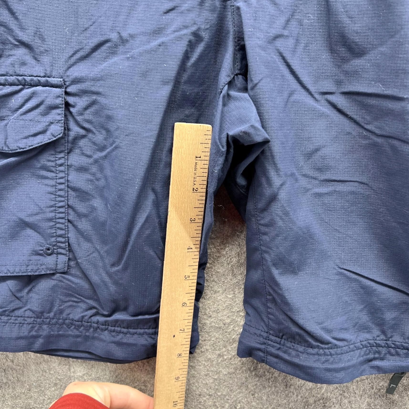 Vintage Columbia Shorts Women 8 Shorts Blue Navy Chino Flat Front Omni Shade PFG Hiking Pants Activewear Casual Travel Size 30" / US 8 / IT 44 - 7 Thumbnail