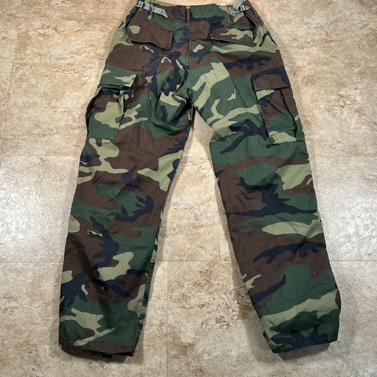 Vintage Military Issued Camouflage Camo Print Cargo Utility Pants Size US 35 - 2 Thumbnail