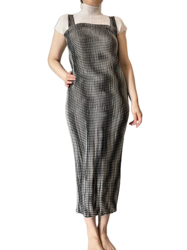 Issey Miyake Issey Miyake Grey main line halter dress Size S / US 4 / IT 40 - 2 Thumbnail