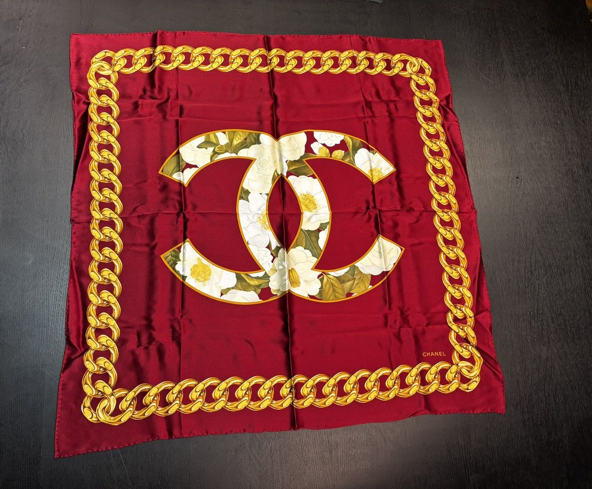 Chanel × Vintage Chanel Silk Scarves Vintage 100% Silk Made in Italy Size ONE SIZE - 4 Thumbnail
