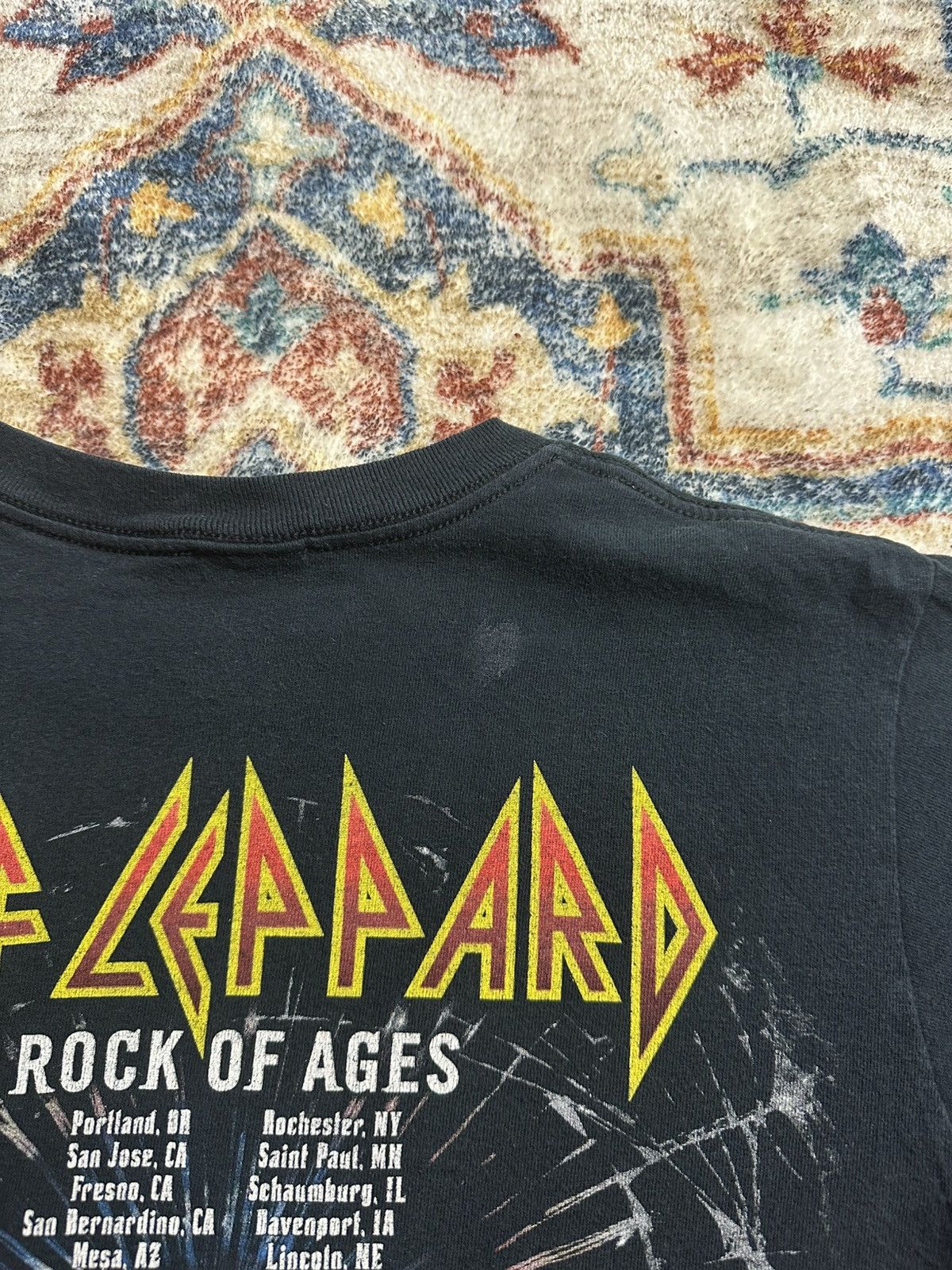 Band Tees × Vintage Vintage Def Leppard Rock Of Ages Band T-shirt Small Size US S / EU 44-46 / 1 - 8 Thumbnail