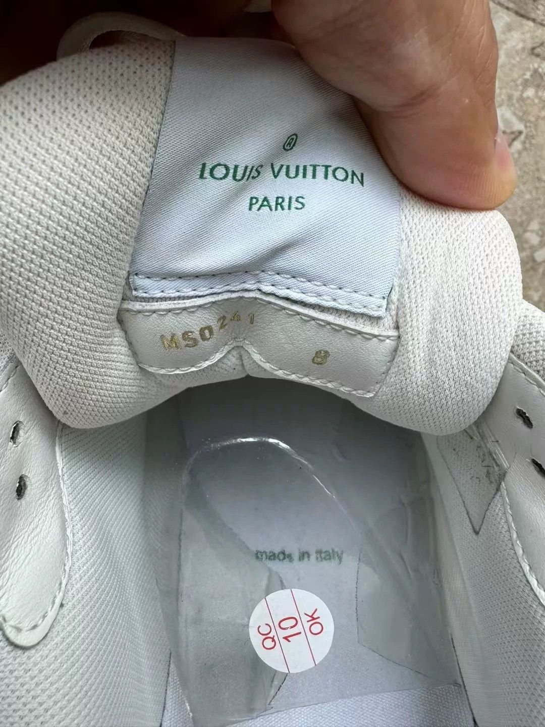 Louis Vuitton Louis Vuitton White Green Velcro Trainer Size US 9 / EU 42 - 7 Thumbnail