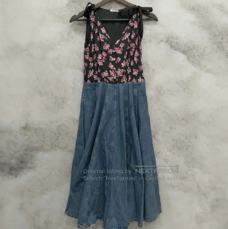 Miu Miu Miu Miu Summer Denim Floral Sleeveless Dress . Size M / US 6-8 / IT 42-44 - 1 Thumbnail