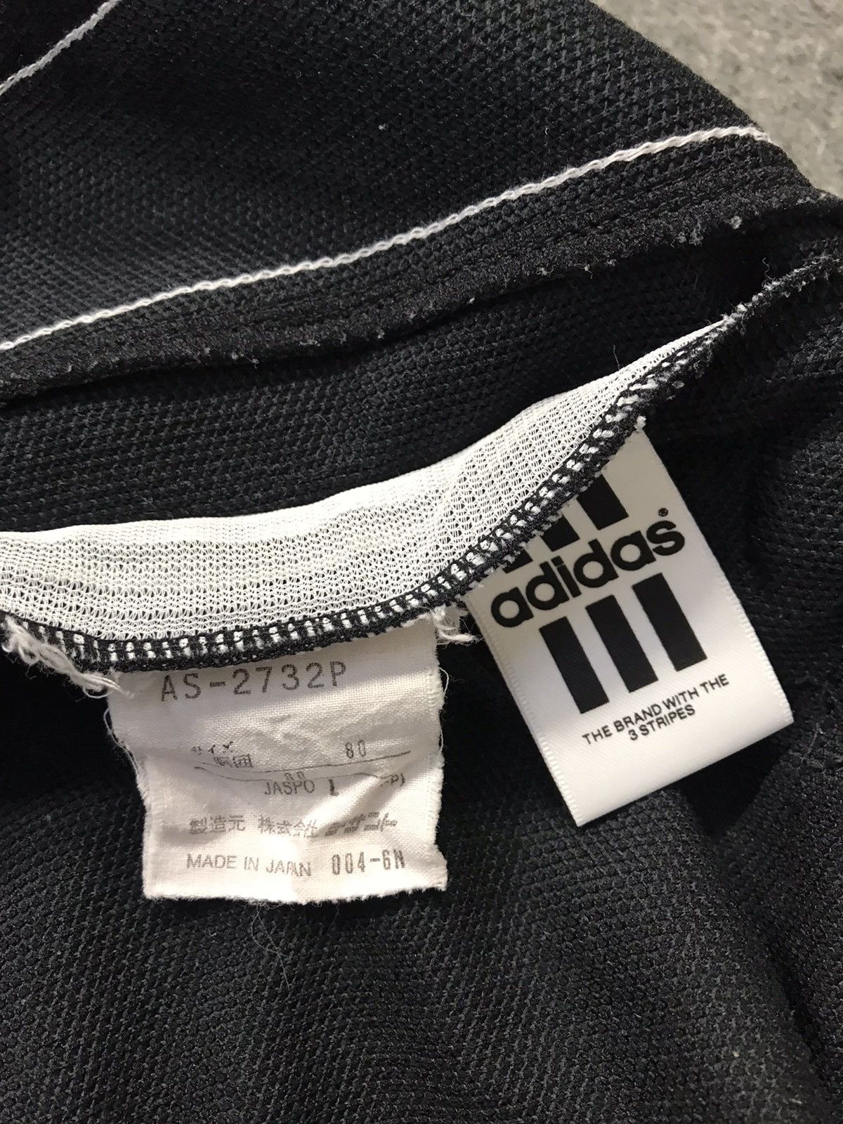 Adidas Adidas 3 Stripe Tracksuit Jogger Pant Size 28/30 Sportswear Size US 30 / EU 46 - 5 Thumbnail