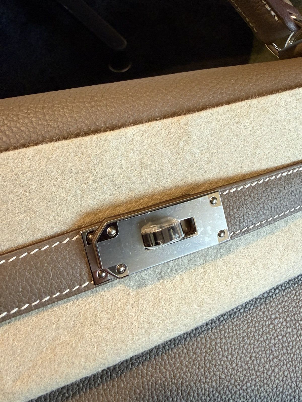 Hermes Hermès MAXI Kelly 42 Togo Leather Étoupe Size 42 - 12 Thumbnail