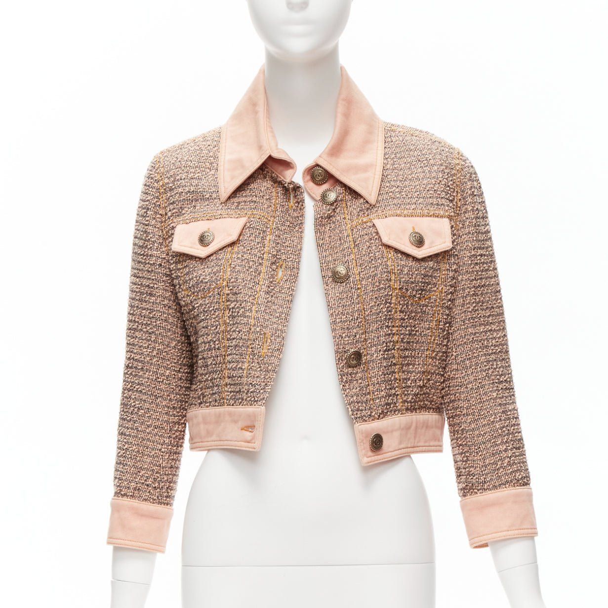 Chanel rare CHANEL 2018 Runway pink denim trim boucle tweed CC button cropped jacket FR36 S Size S / US 4 / IT 40 - 1 Thumbnail