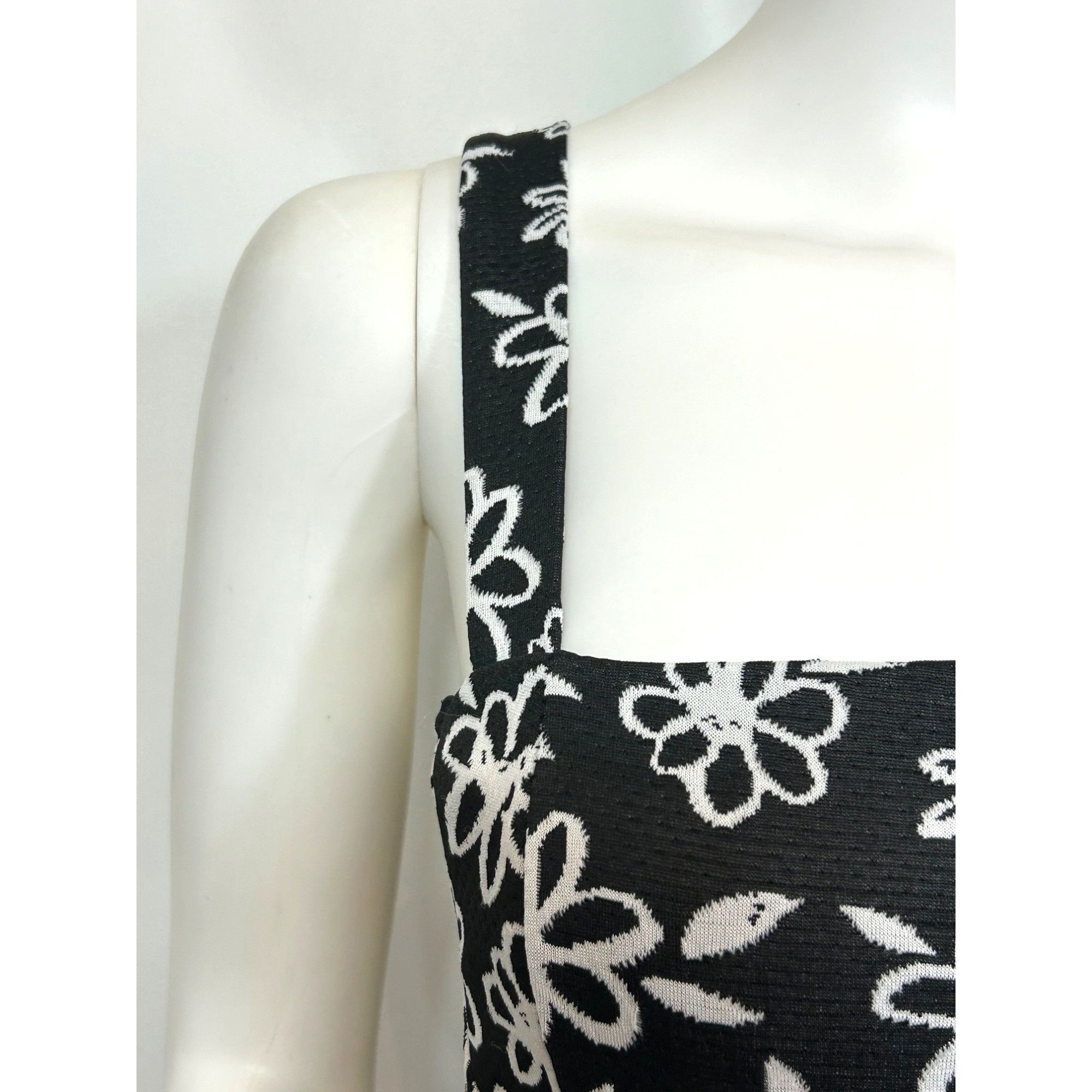 Forever 21 Forever 21 Mini Dress S Sleeveless Black White Floral Fitted Size S / US 4 / IT 40 - 9 Thumbnail