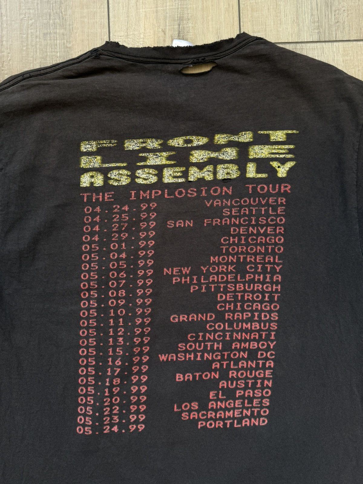 Band Tees Front Line Assembley Size US XL / EU 56 / 4 - 6 Thumbnail