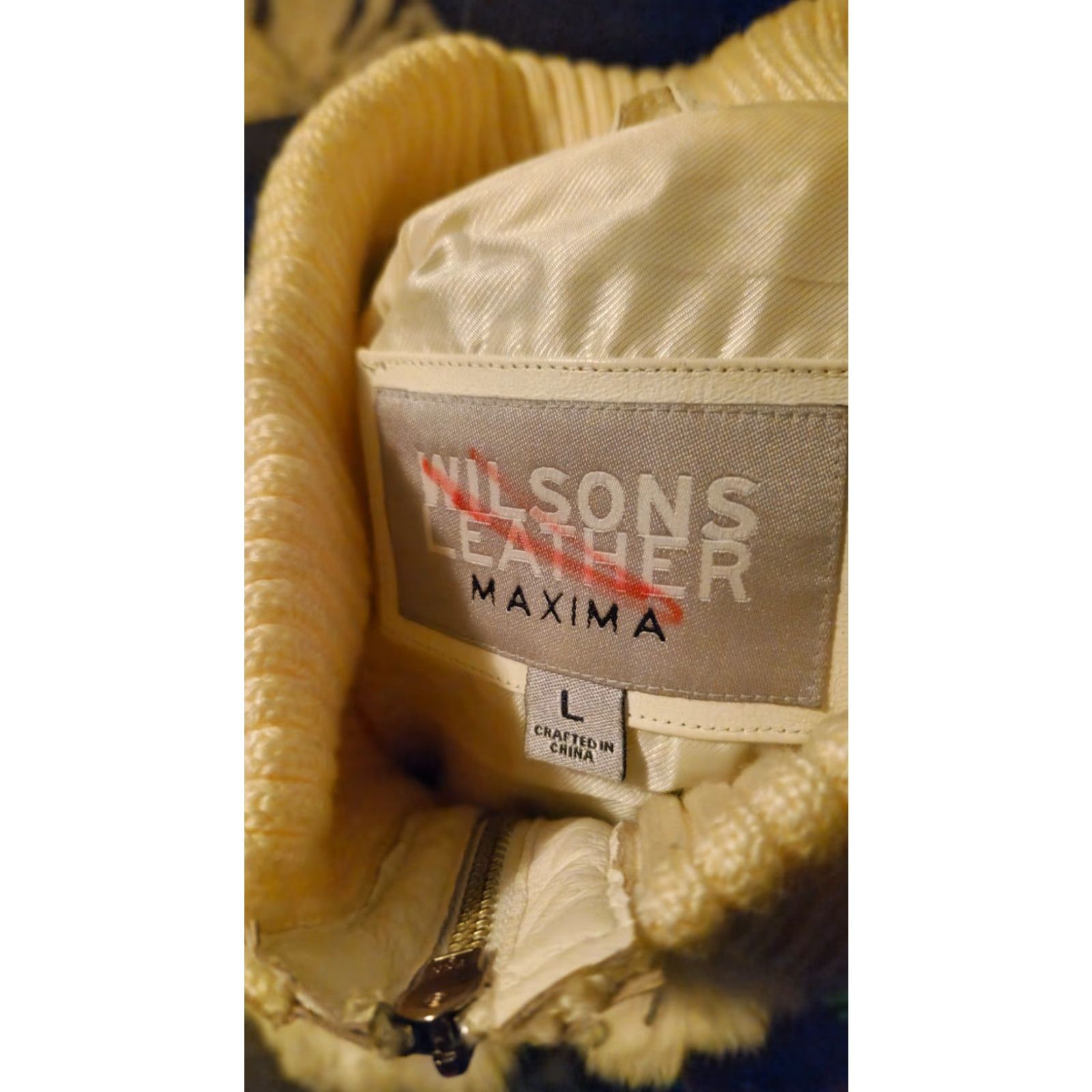 Vintage Wilsons Leather Bomber Jacket L White Knit Fur Trim Zipper Pockets Collared Casual Women Size L / US 10 / IT 46 - 5 Thumbnail