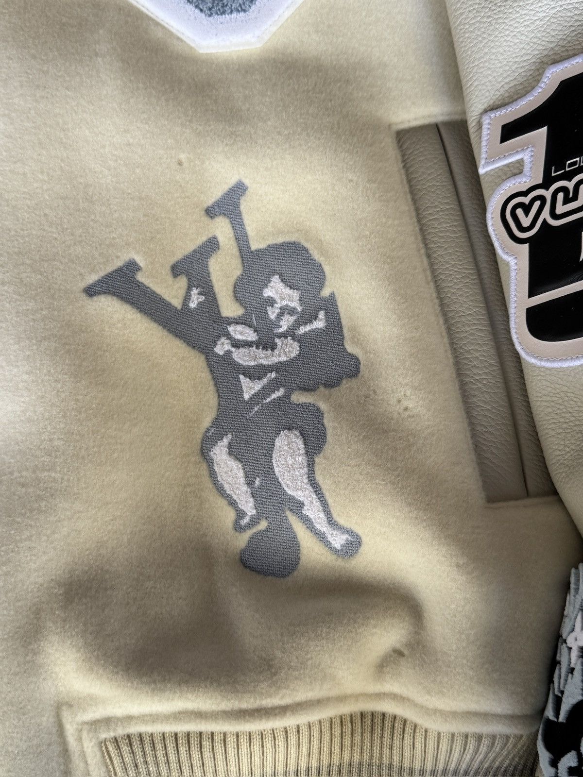 Louis Vuitton 2022 Louis Vuitton LV AS Patches Mix Leather Varsity Blouson Size US L / EU 52-54 / 3 - 13 Thumbnail