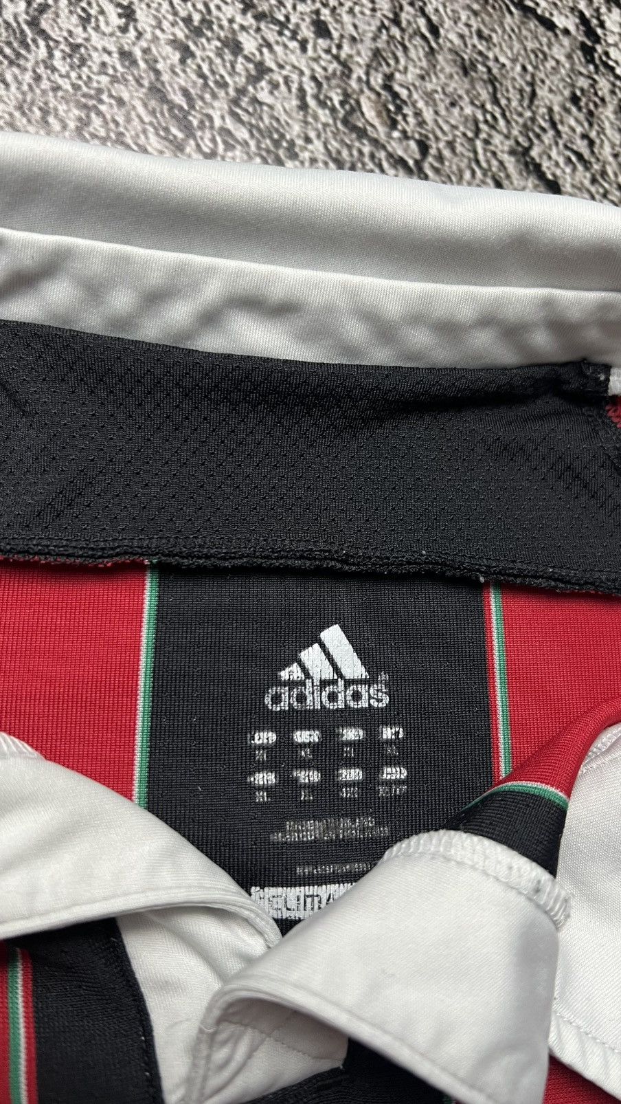 Adidas 2012-2013 ACM Milan adidas football jersey Italy Size US XL / EU 56 / 4 - 6 Thumbnail