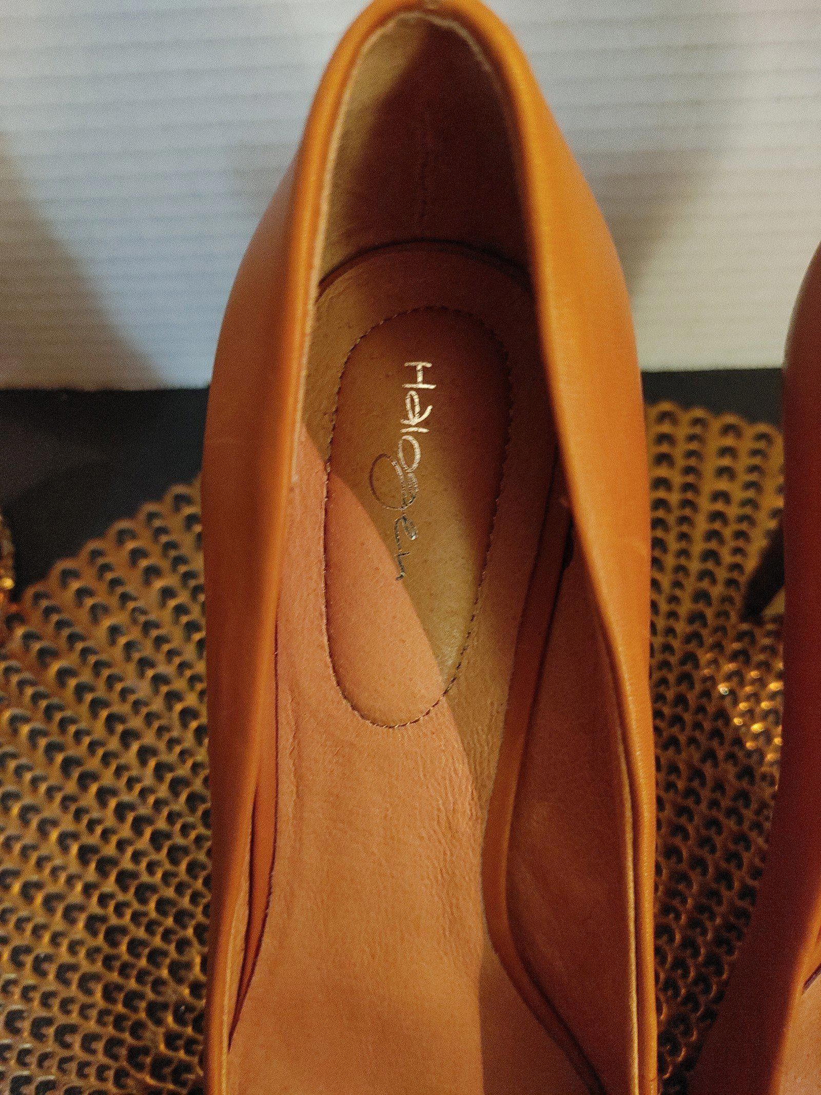 Designer Halogen Classic Heels Size 9.5 Size US 9.5 / IT 39.5 - 4 Thumbnail