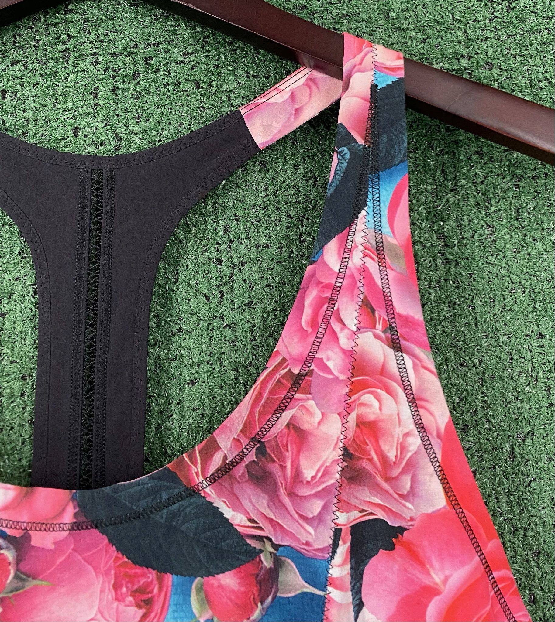 Lululemon Lululemon Lightened Up Top Garden Floral Colorful Tank Top 8 Size M / US 6-8 / IT 42-44 - 3 Thumbnail