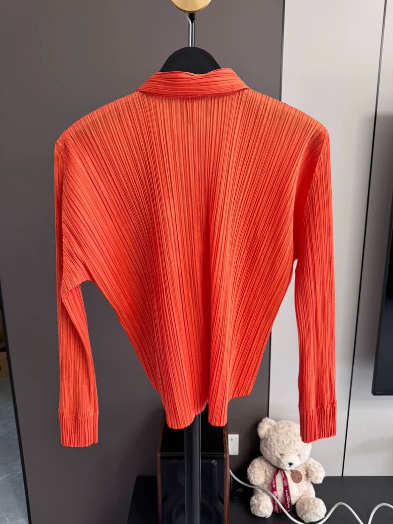 Issey Miyake Issey Miyake size:3 Orange pleated cardigan Size S / US 4 / IT 40 - 2 Thumbnail