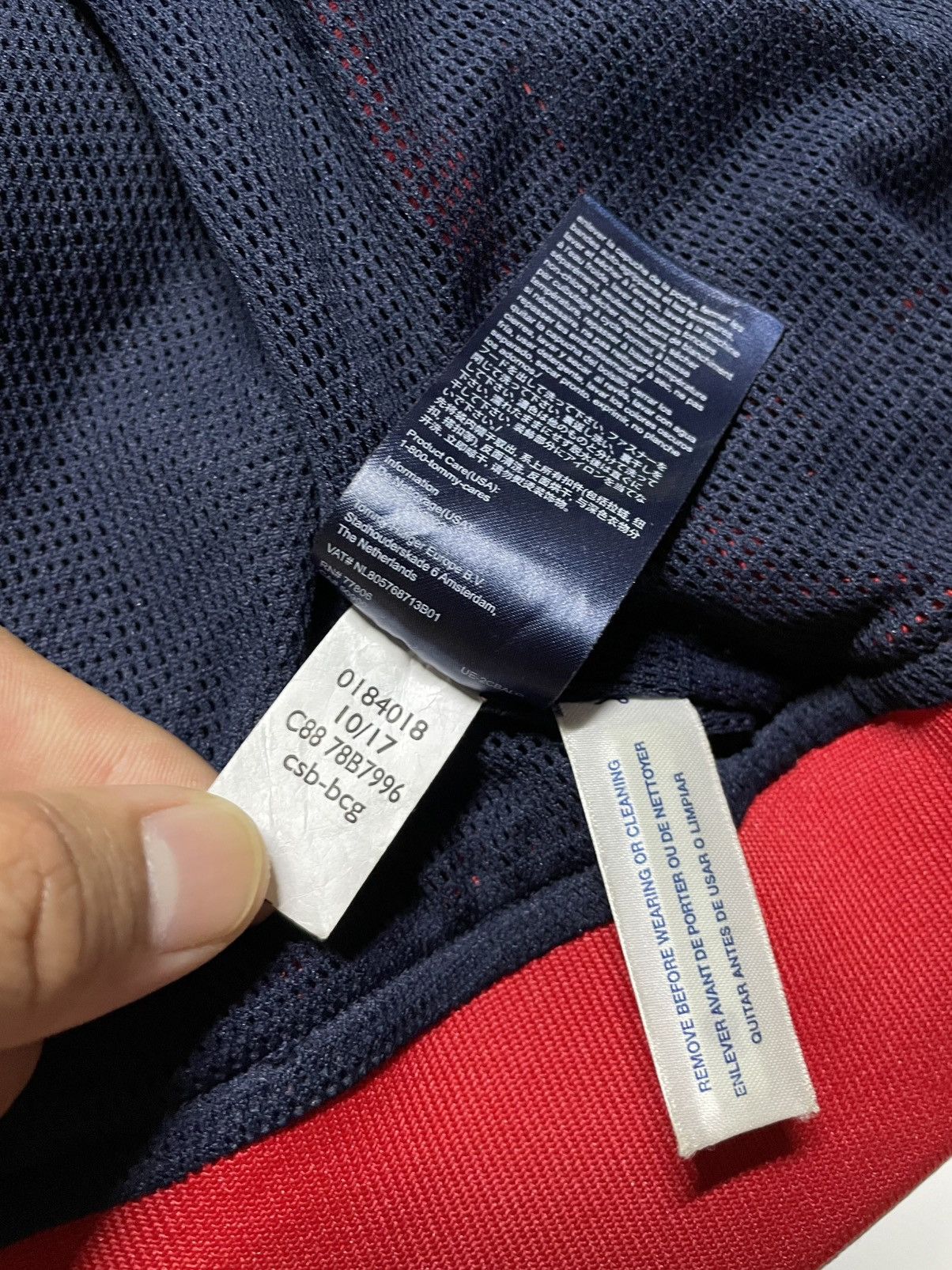 Tommy Hilfiger × Vintage Tommy HiIfiger C88-78B7996 speelout sportwear windbreaker Size US M / EU 48-50 / 2 - 7 Thumbnail