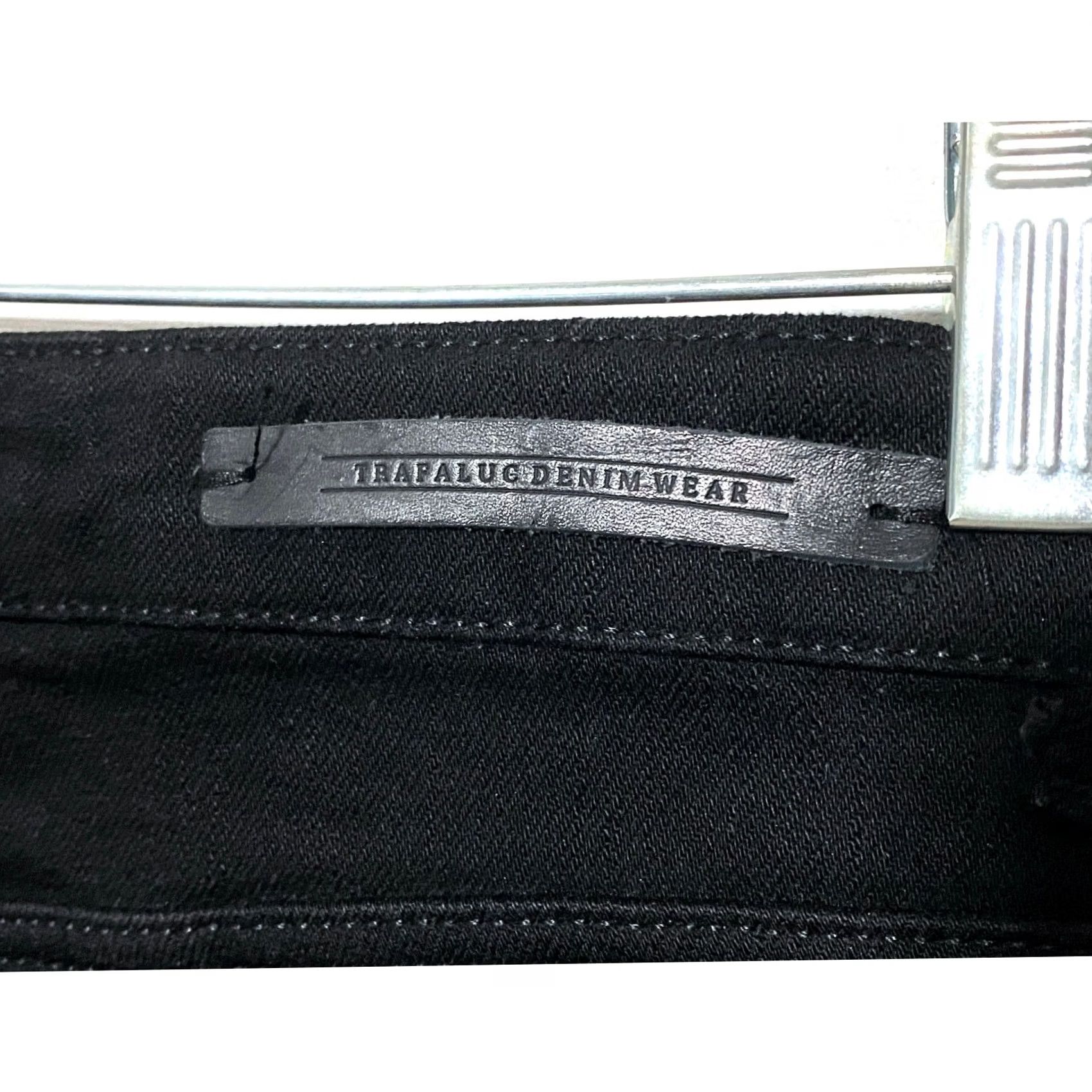 Zara Zara Trafaluc Denimwear Black Skinny Jeans White Side Striped Womens 6 Stretch Regular 16 Waist 27 Hips 33 Inseam 28.5 Size 38" / US 16 / IT 52 - 7 Thumbnail