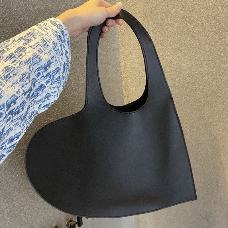 Japanese Brand × Vintage Vintage Black Heart Handbag Size ONE SIZE - 1 Thumbnail