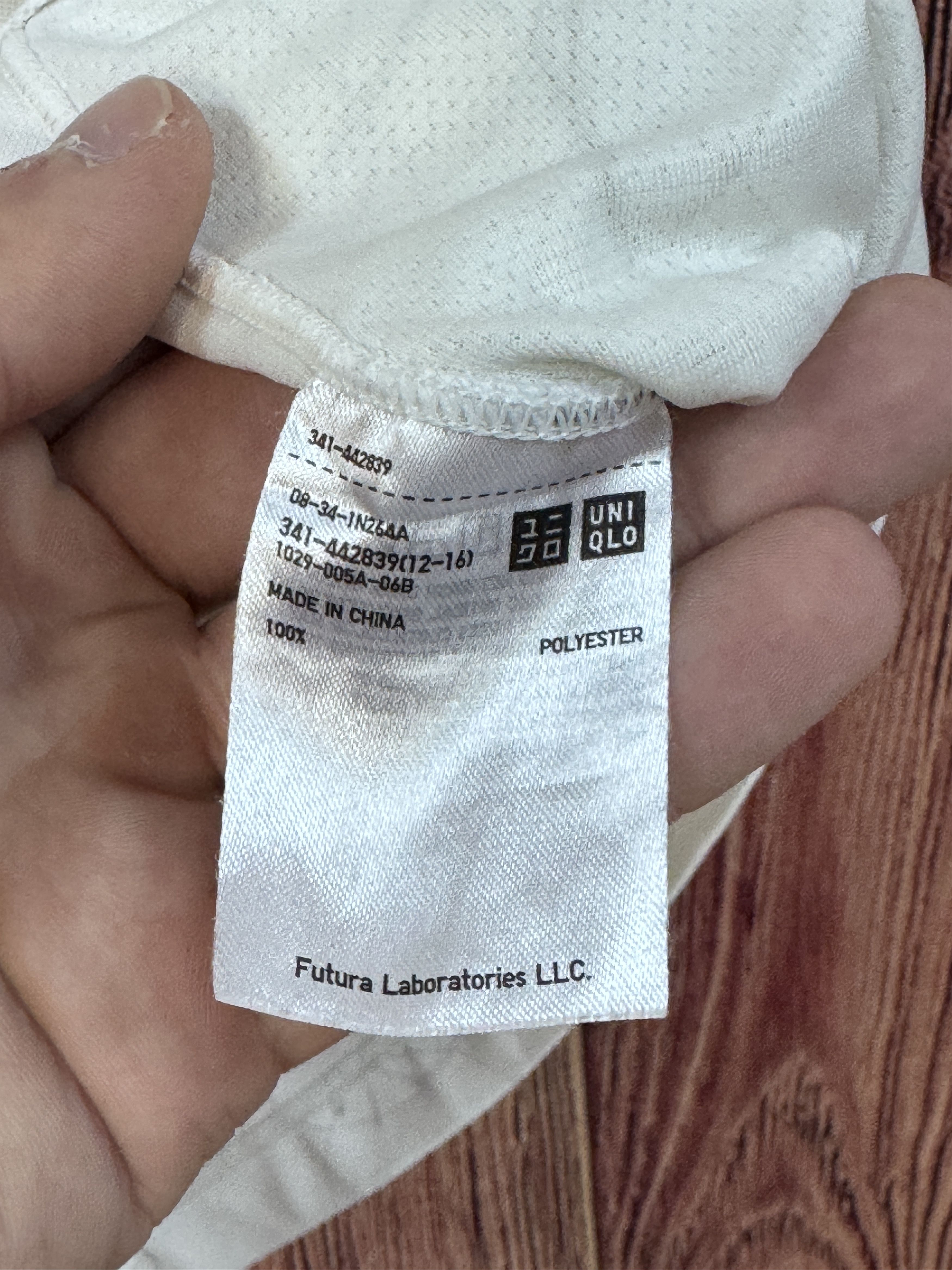 Uniqlo Uniqlo x Futura Laboratories Half Zip DRY-EX Tee Size US M / EU 48-50 / 2 - 7 Thumbnail