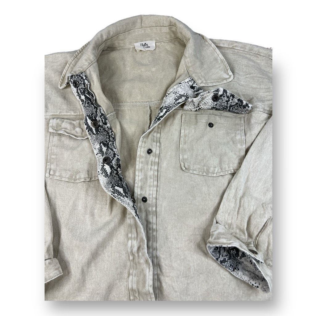 Other Blushing Brunette Snap Button Oversized Denim Shirt Size Lar Size L / US 10 / IT 46 - 4 Thumbnail