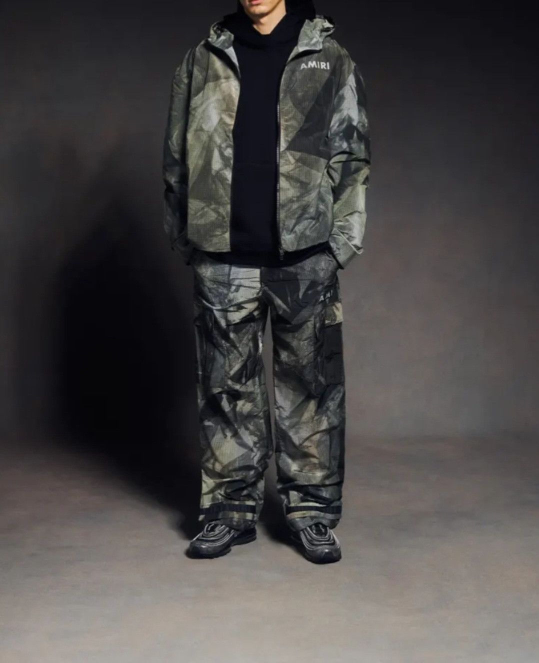 Amiri AMIRI Green Logo Camouflage Windbreaker Size L Size US L / EU 52-54 / 3 - 12 Thumbnail