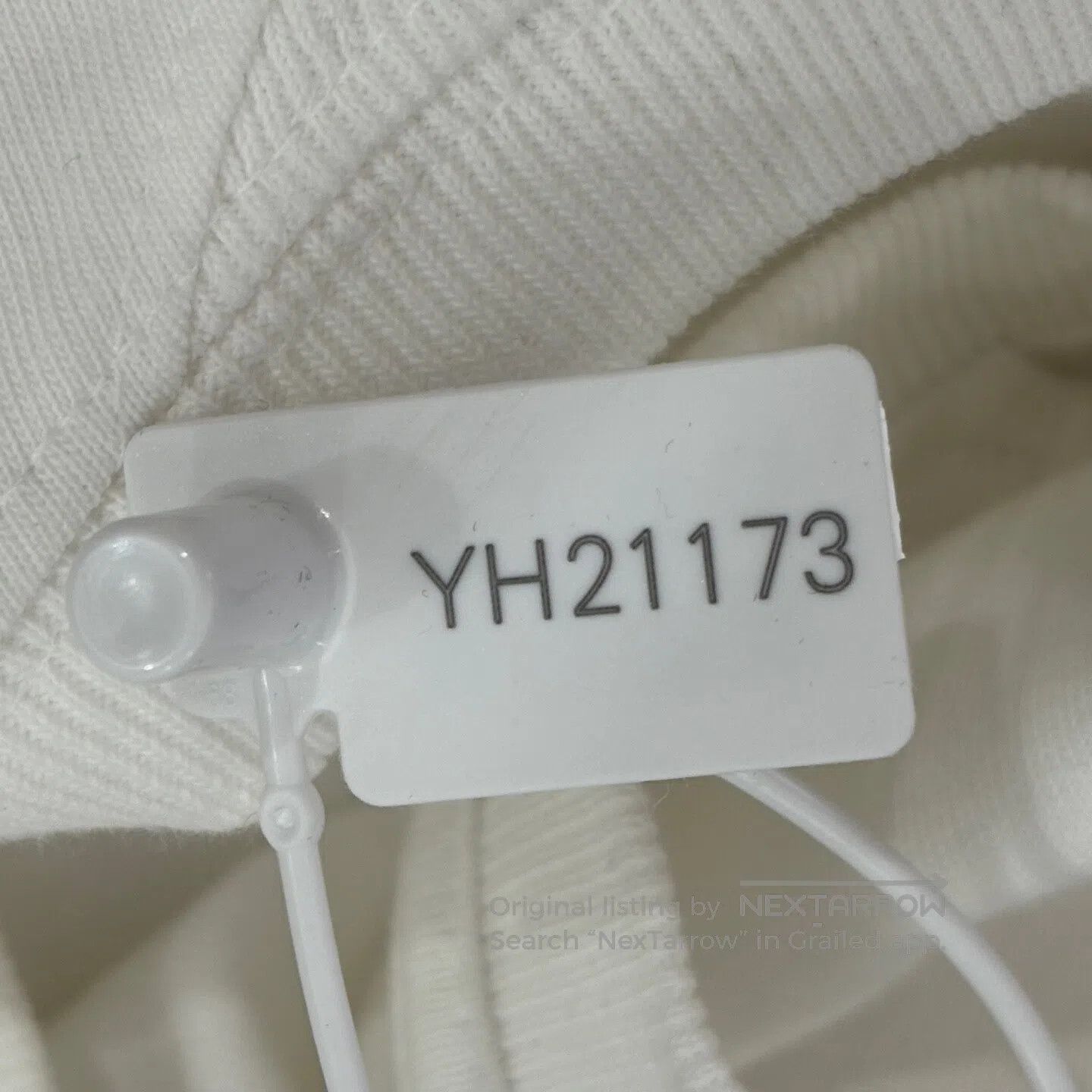Dior Dior White shirt with letter embroidery logo and short sle Size US XL / EU 56 / 4 - 9 Thumbnail