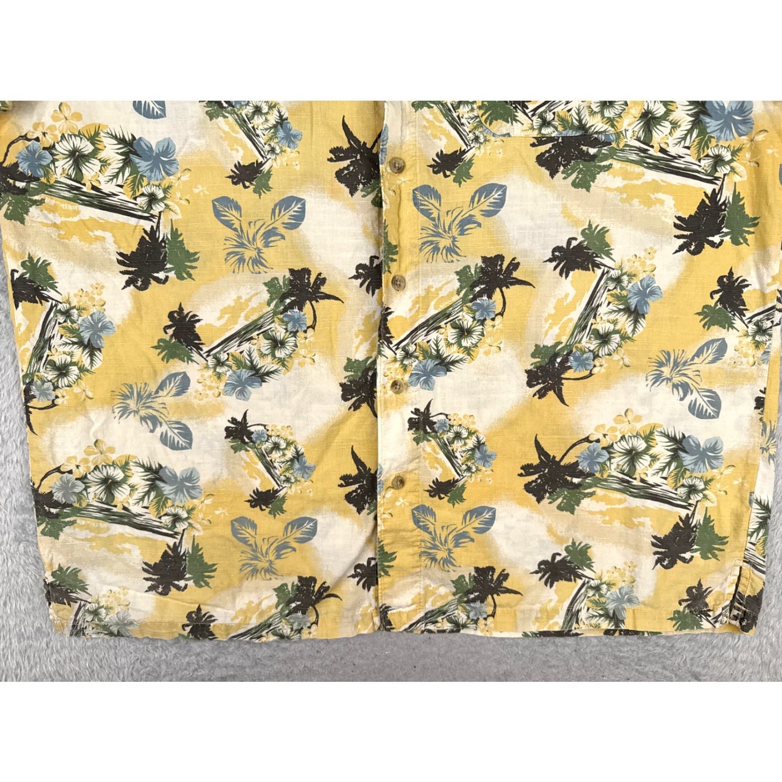 Vintage Columbia Mens Shirt Big & Tall XLT Yellow Floral Palm 100% Cotton Hawaiian Button-Up Crew Neck Casual Size US XL / EU 56 / 4 - 5 Thumbnail