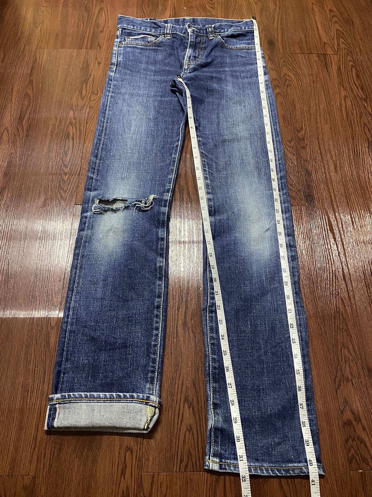 Japanese Brand Vintage Uniqlo Brands Selvedge Blue Wash Distressed Jeans Size US 29 - 14 Thumbnail