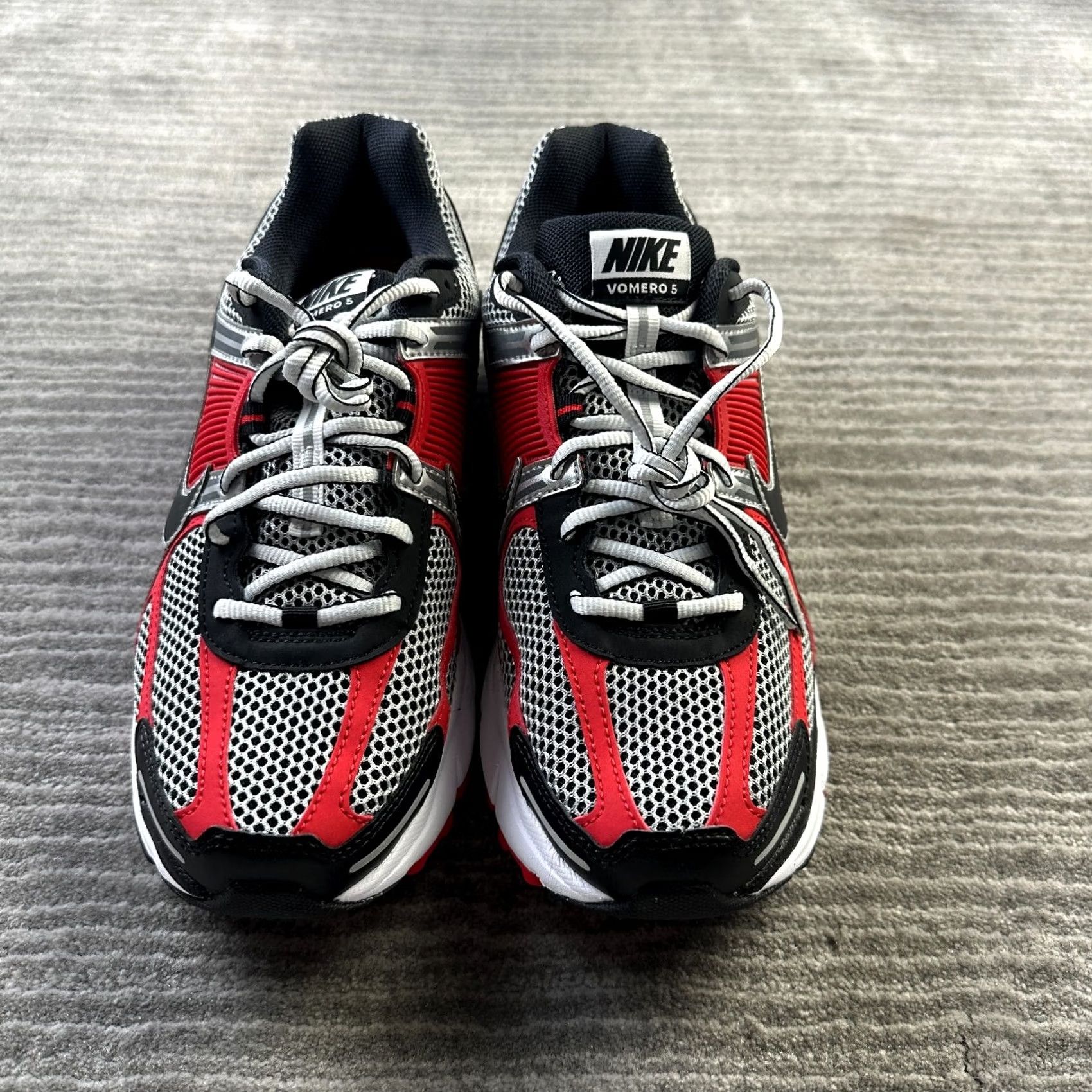 Nike Nike Air Zoom Vomero 5 Mens Size 10 Metallic Silver University Red Gray Sneaker 2024 Mens Size US 10 / EU 43 - 4 Thumbnail