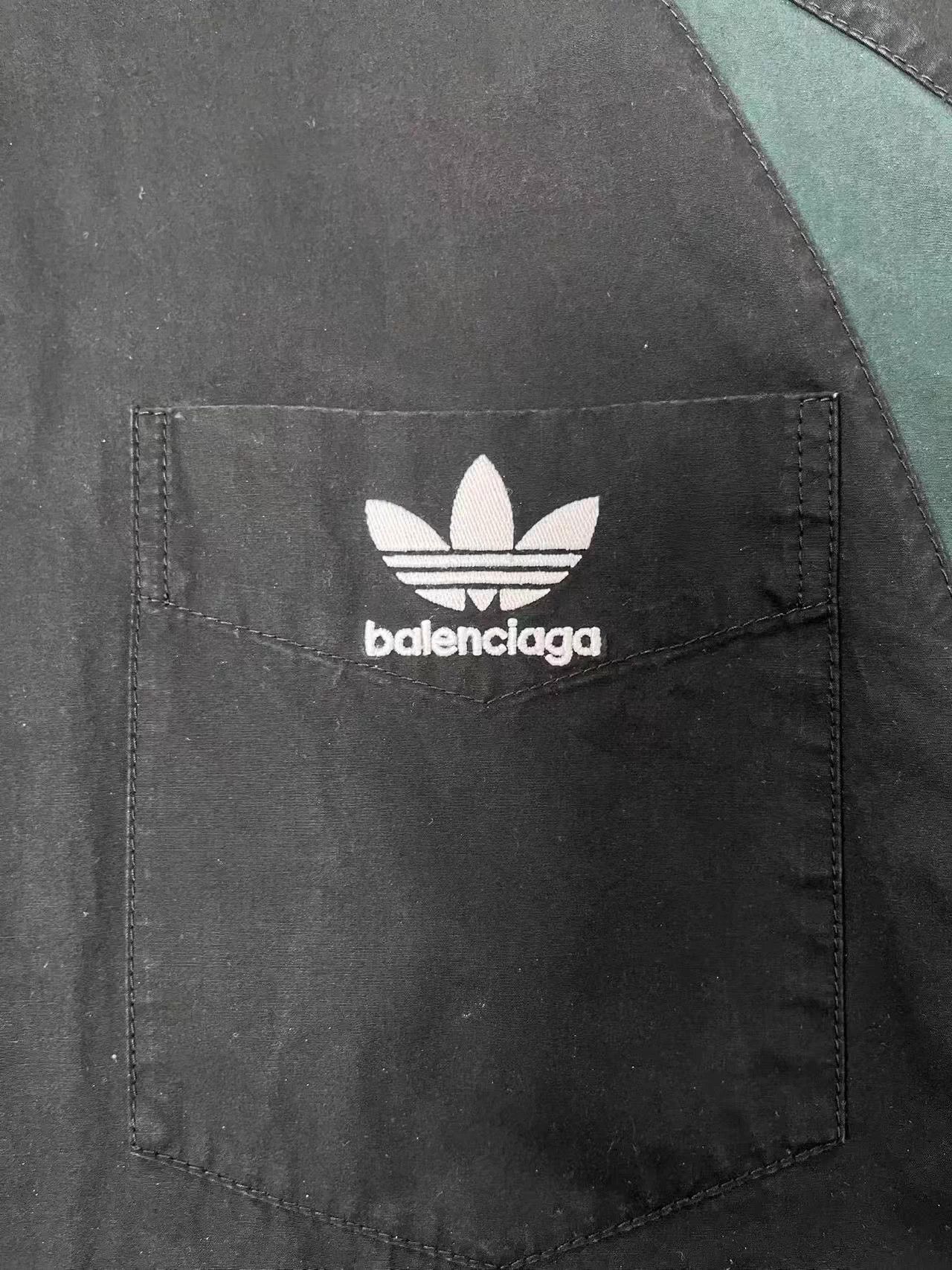 Balenciaga Balenciaga x adidas colorblock logo hood shirt unisex black Size US L / EU 52-54 / 3 - 3 Thumbnail