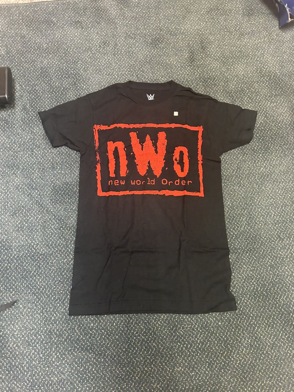 WWE Wwe NWO t shirt Size US S / EU 44-46 / 1 - 1 Thumbnail