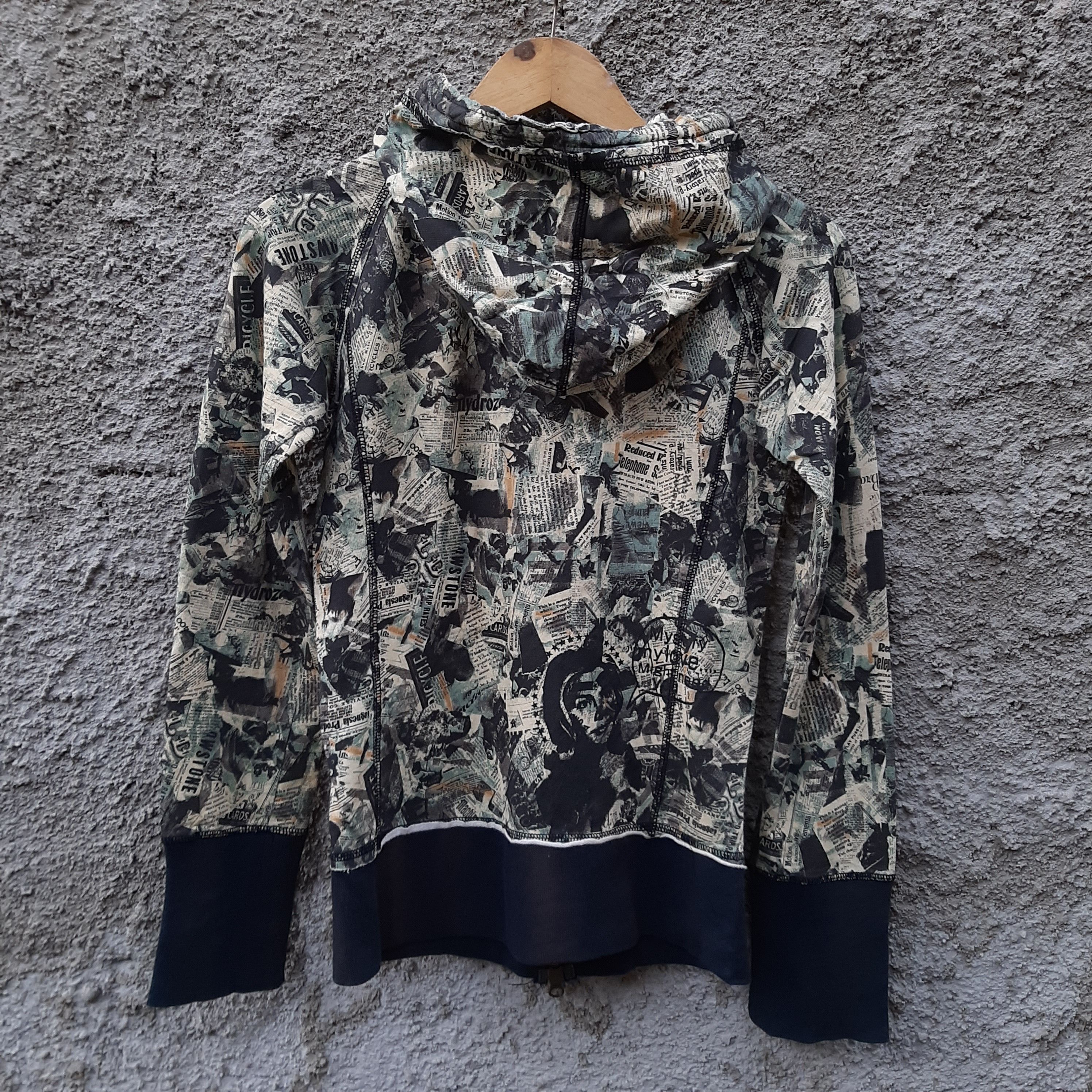Japanese Brand Glad News printed zipper hoodie Size ONE SIZE - 2 Thumbnail