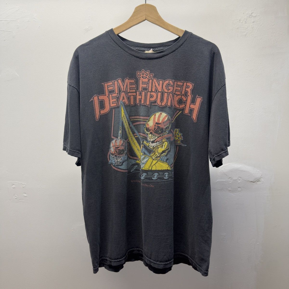 Band Tees Five Finger Death Punch Faded Band Shirt ERD Grunge Size US L / EU 52-54 / 3 - 1 Thumbnail