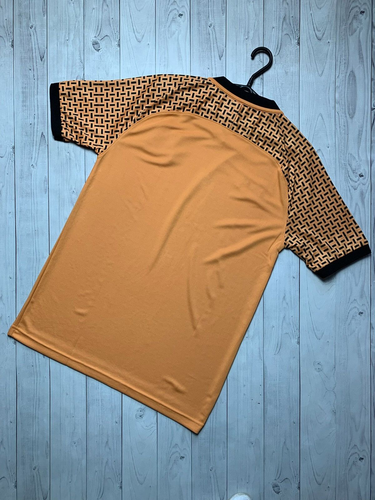 Vintage Zambia soccer jersey size L orange rare Size US L / EU 52-54 / 3 - 4 Thumbnail