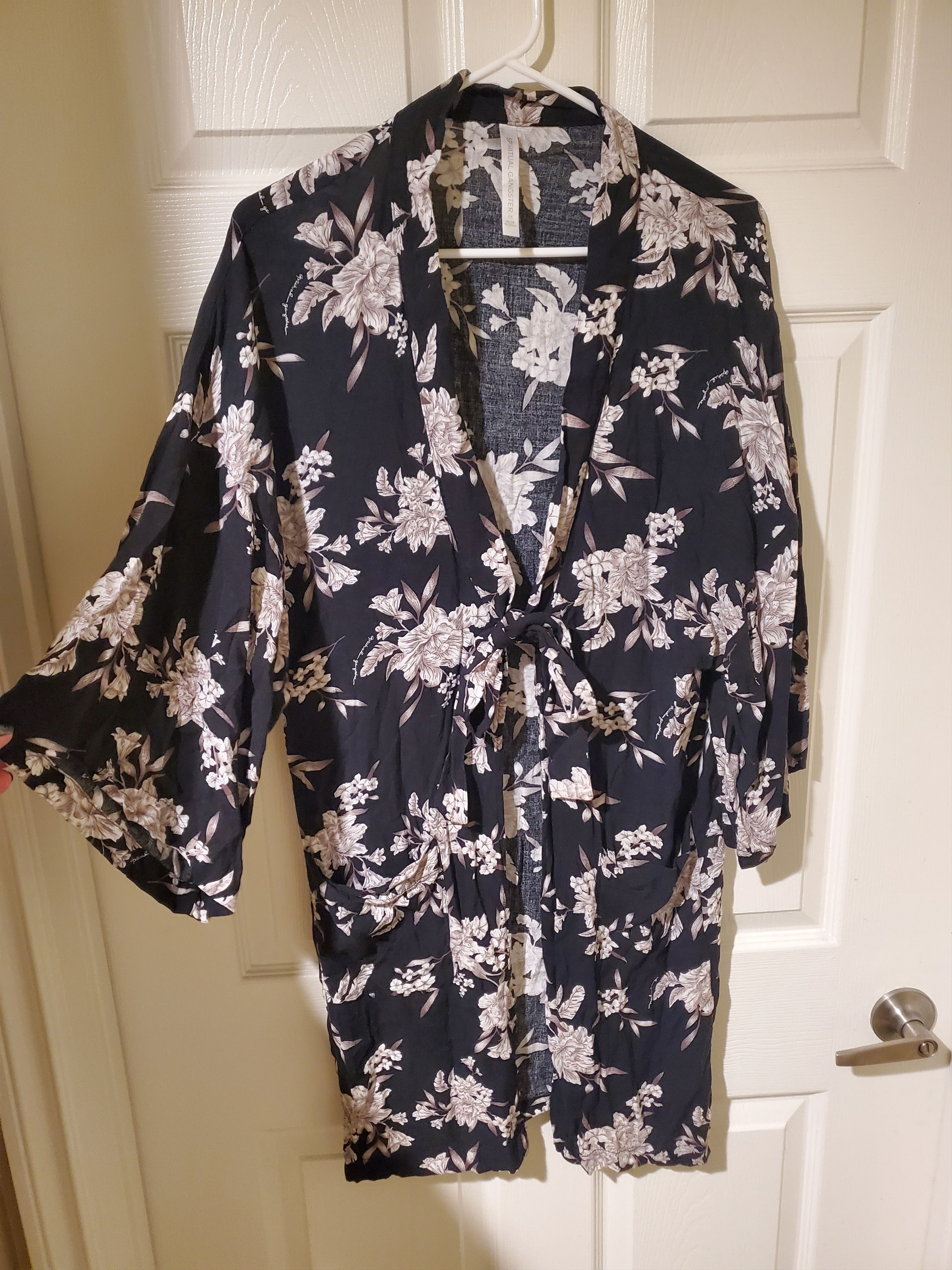 Spiritual Gangster Floral tie front kimono (OS) Size ONE SIZE - 1 Thumbnail