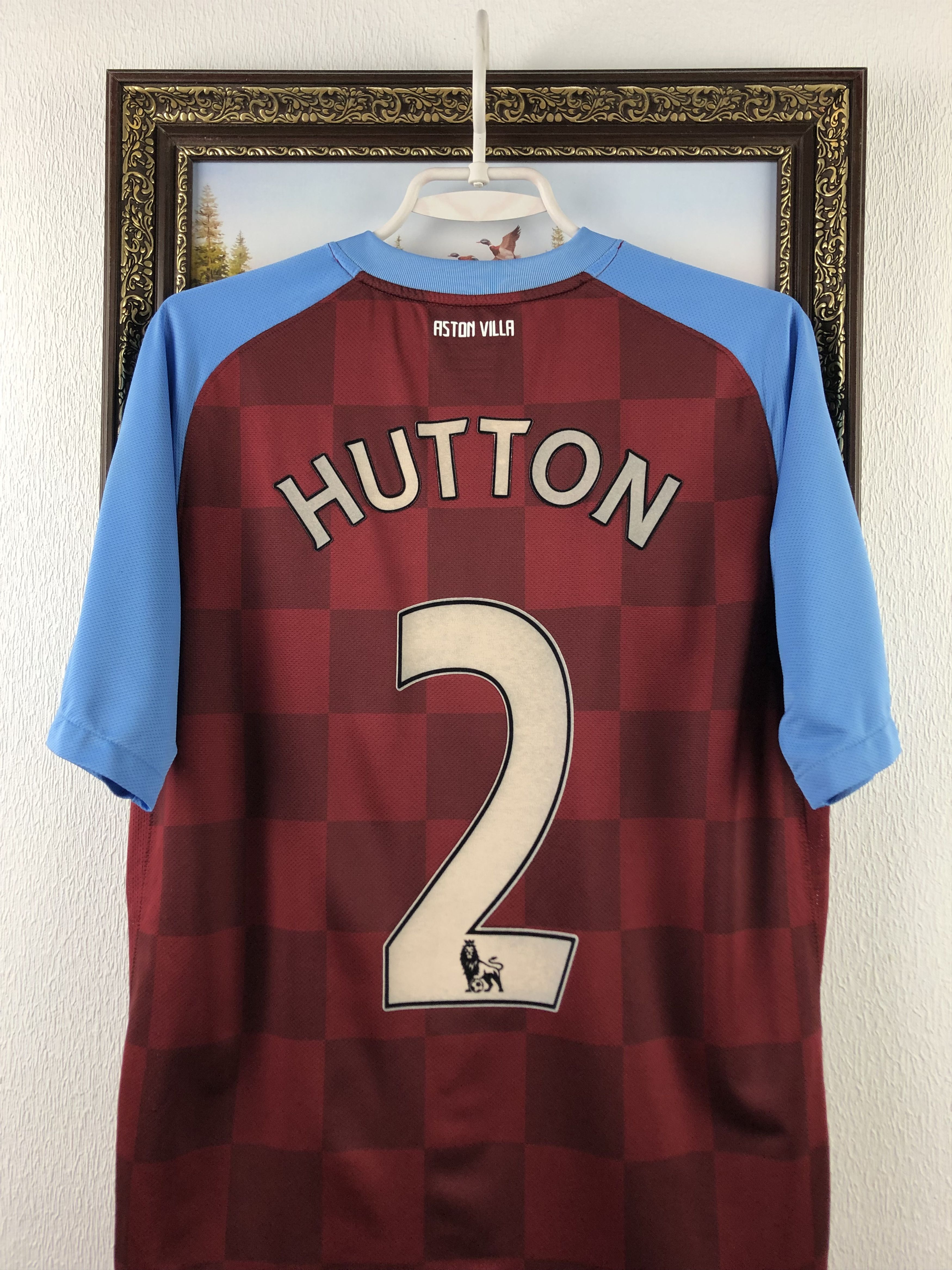 Nike Aston Villa football shirt 2011 Soccer #2 Hutton Nike Jersey Size US M / EU 48-50 / 2 - 2 Thumbnail