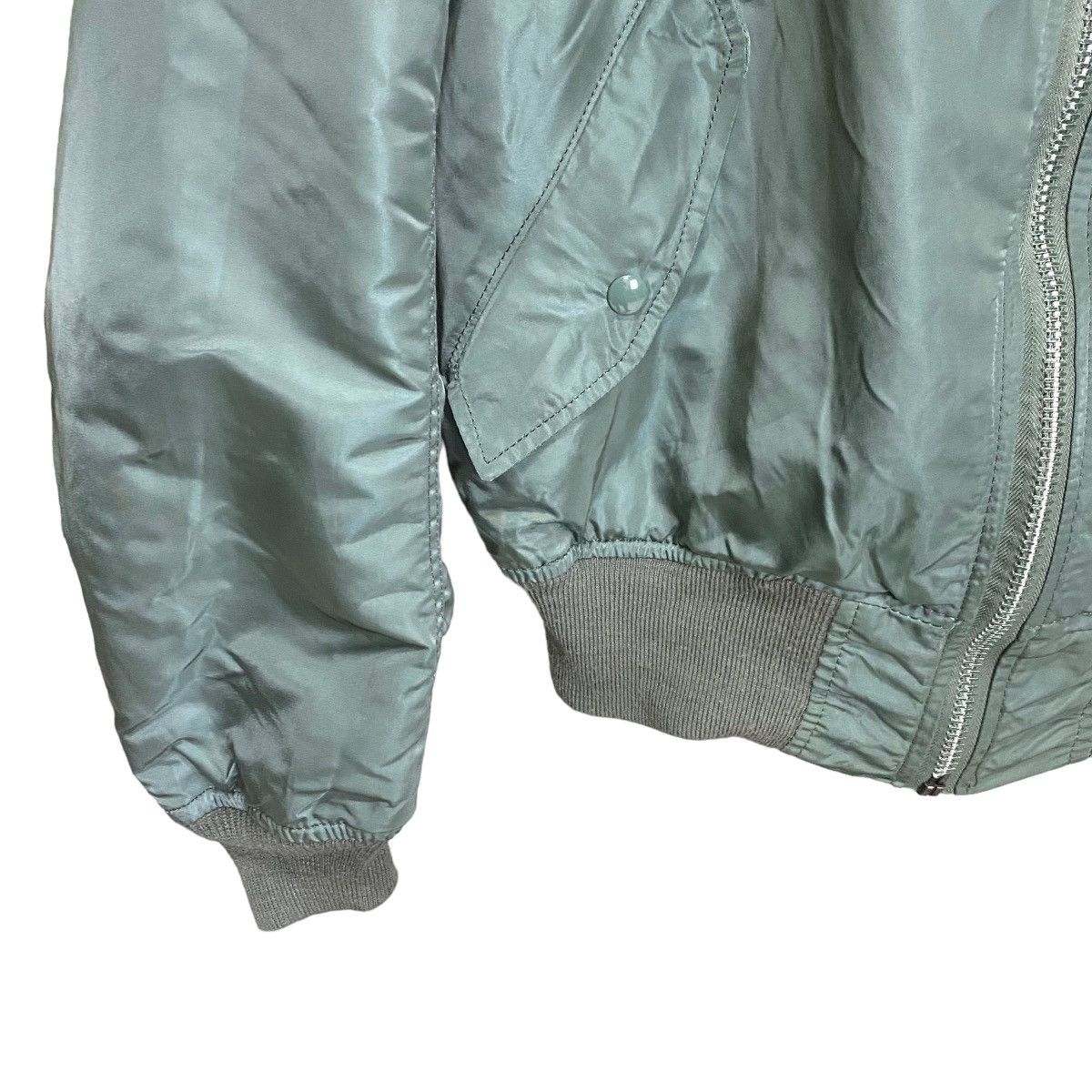 Alpha Industries Alpha Industries reversable bomber jacket Size US L / EU 52-54 / 3 - 6 Thumbnail