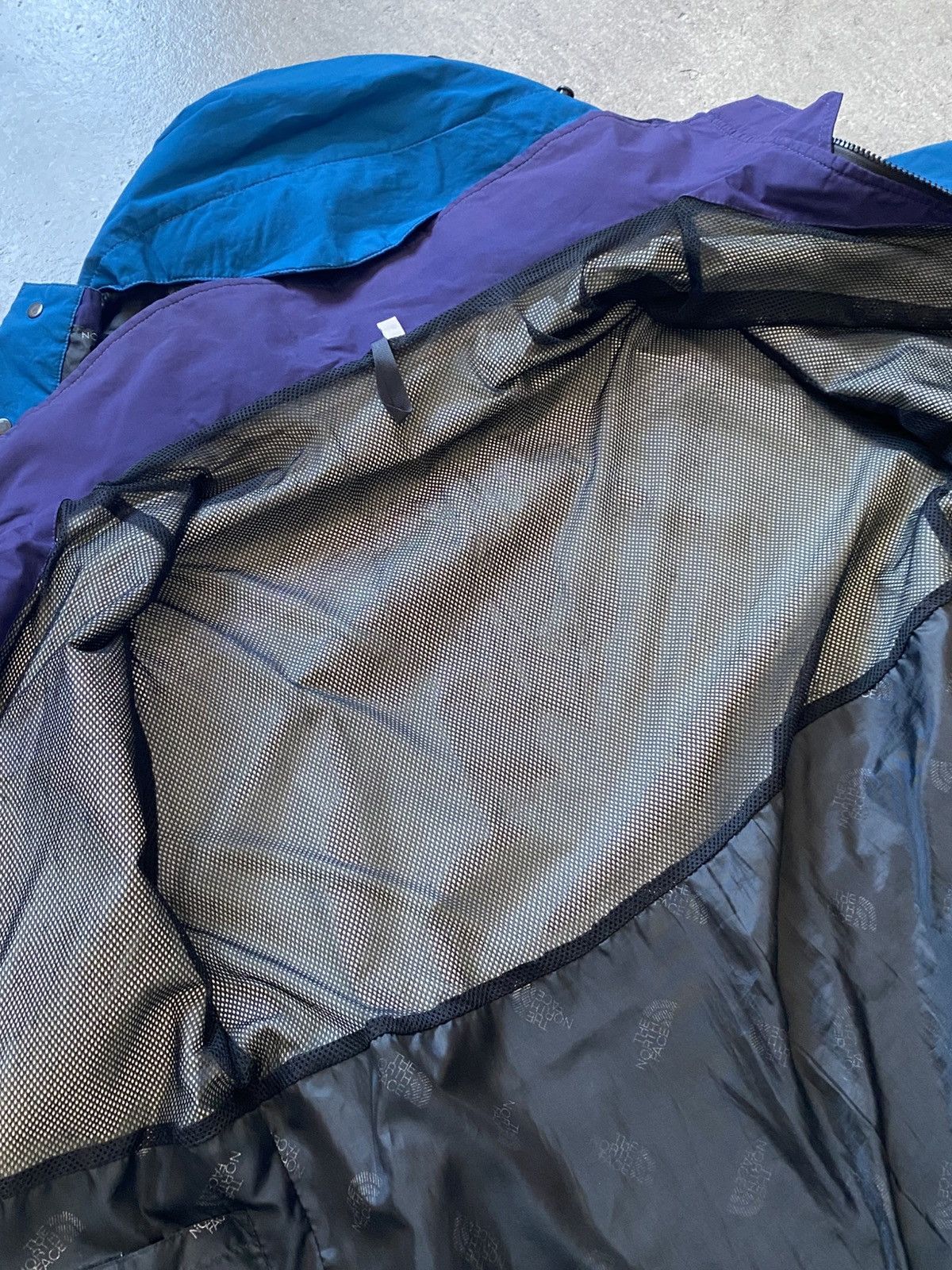 The North Face Vintage The North Face TNF Stowaway III Gore-Tex Coat Jacket Size US S / EU 44-46 / 1 - 8 Thumbnail